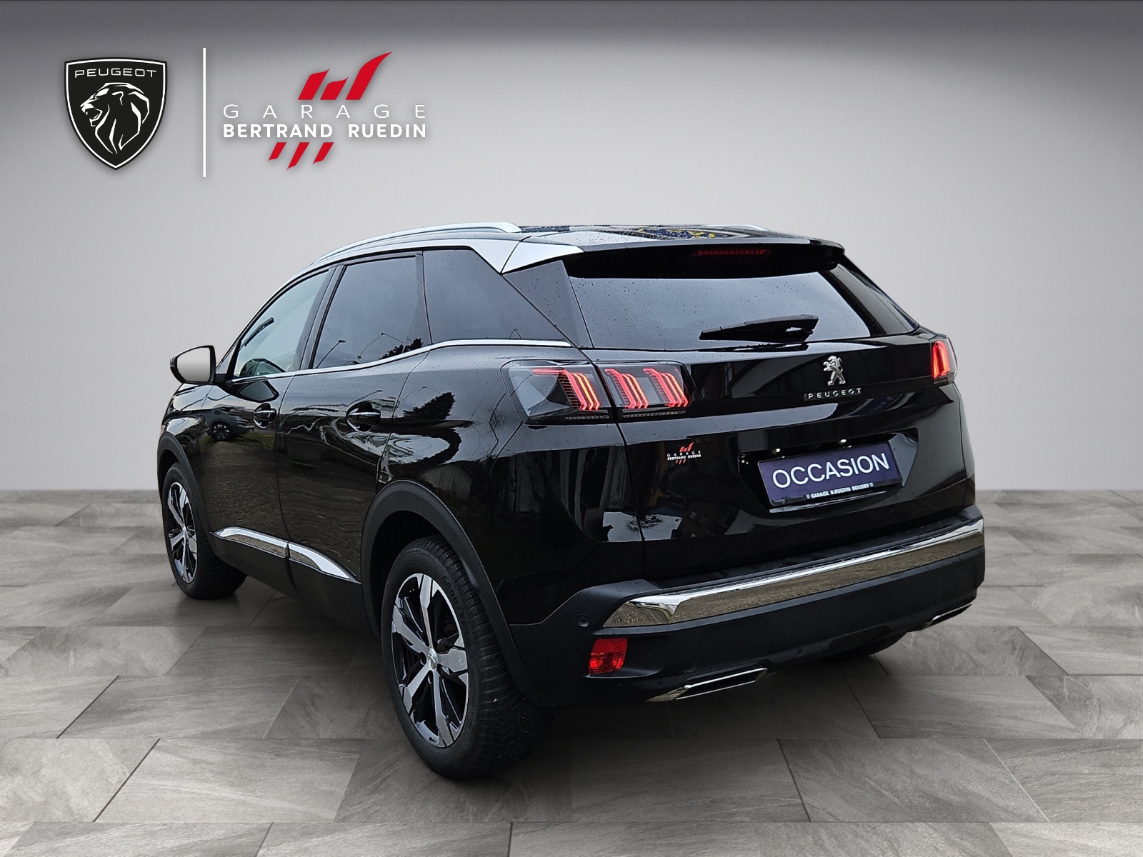 PEUGEOT 3008 1.2 PureTech GT Pack EAT8-showroom-element-1