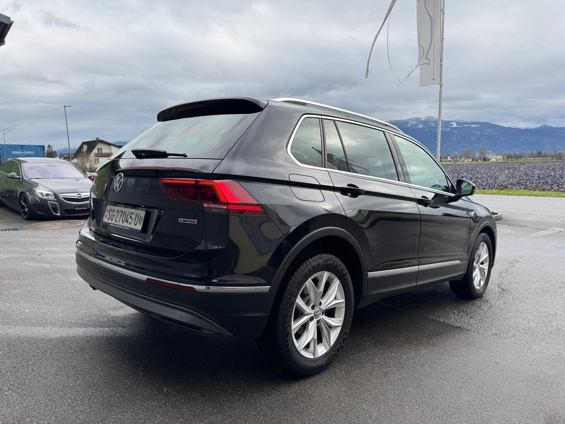 VW Tiguan 2.0 TDI SCR Highline 4Motion DSG-image-9