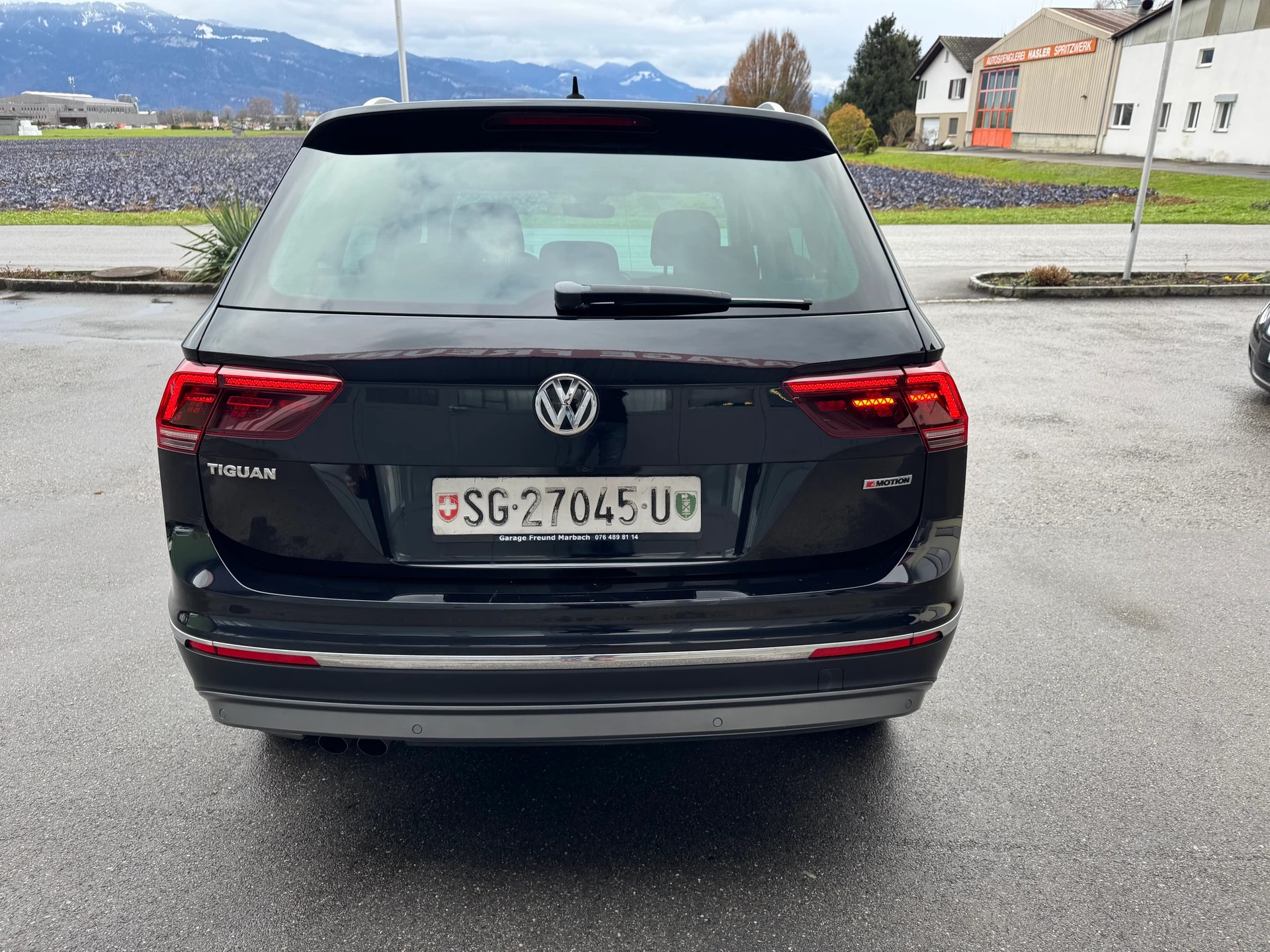 VW Tiguan 2.0 TDI SCR Highline 4Motion DSG-image-8