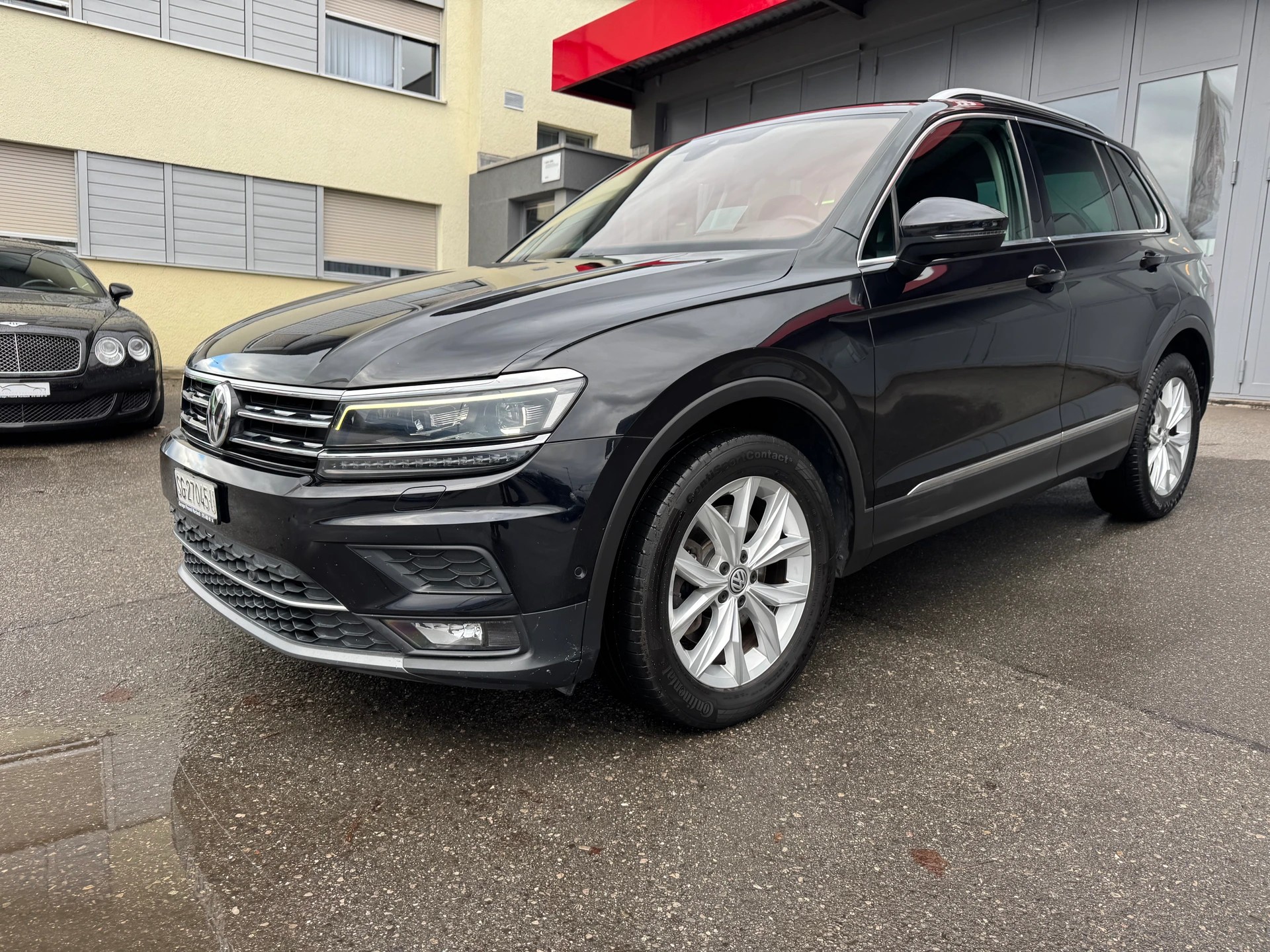 VW Tiguan 2.0 TDI SCR Highline 4Motion DSG-image-5