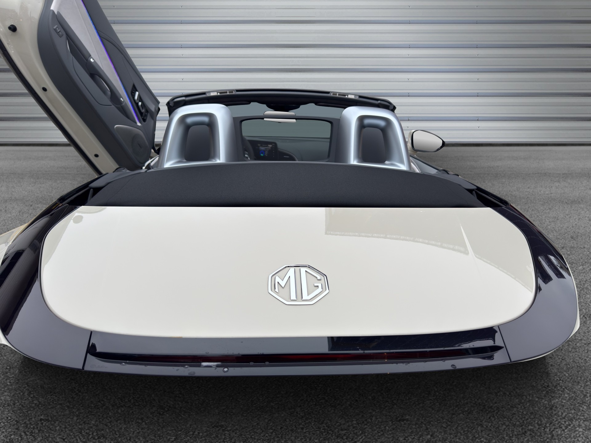 MG Cyberster 77kWh 4WD-image-15