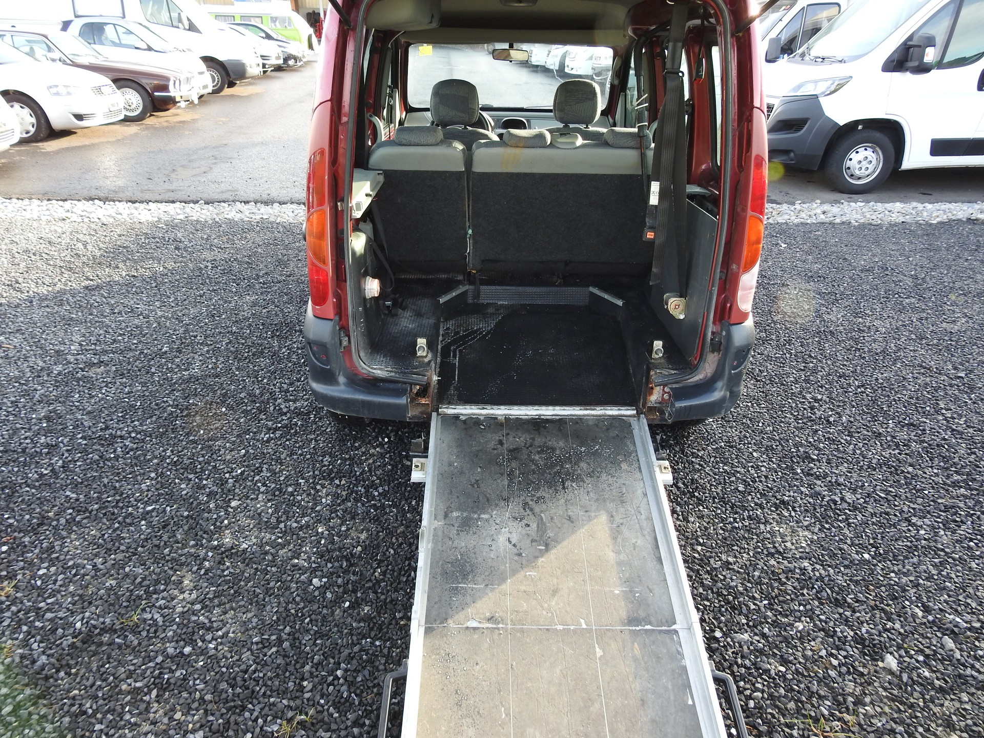 RENAULT Kangoo 1.4 Alizé Automatic-image-11