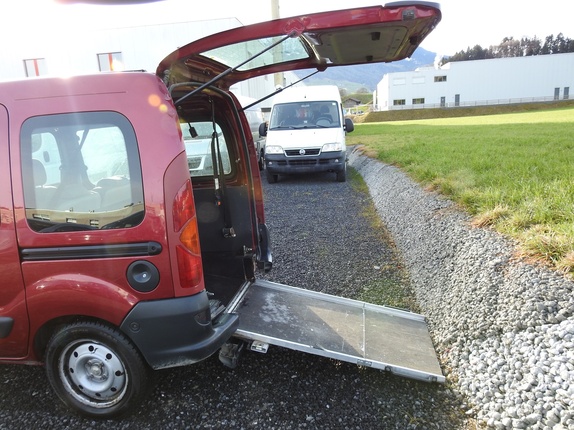 RENAULT Kangoo 1.4 Alizé Automatic-image-12