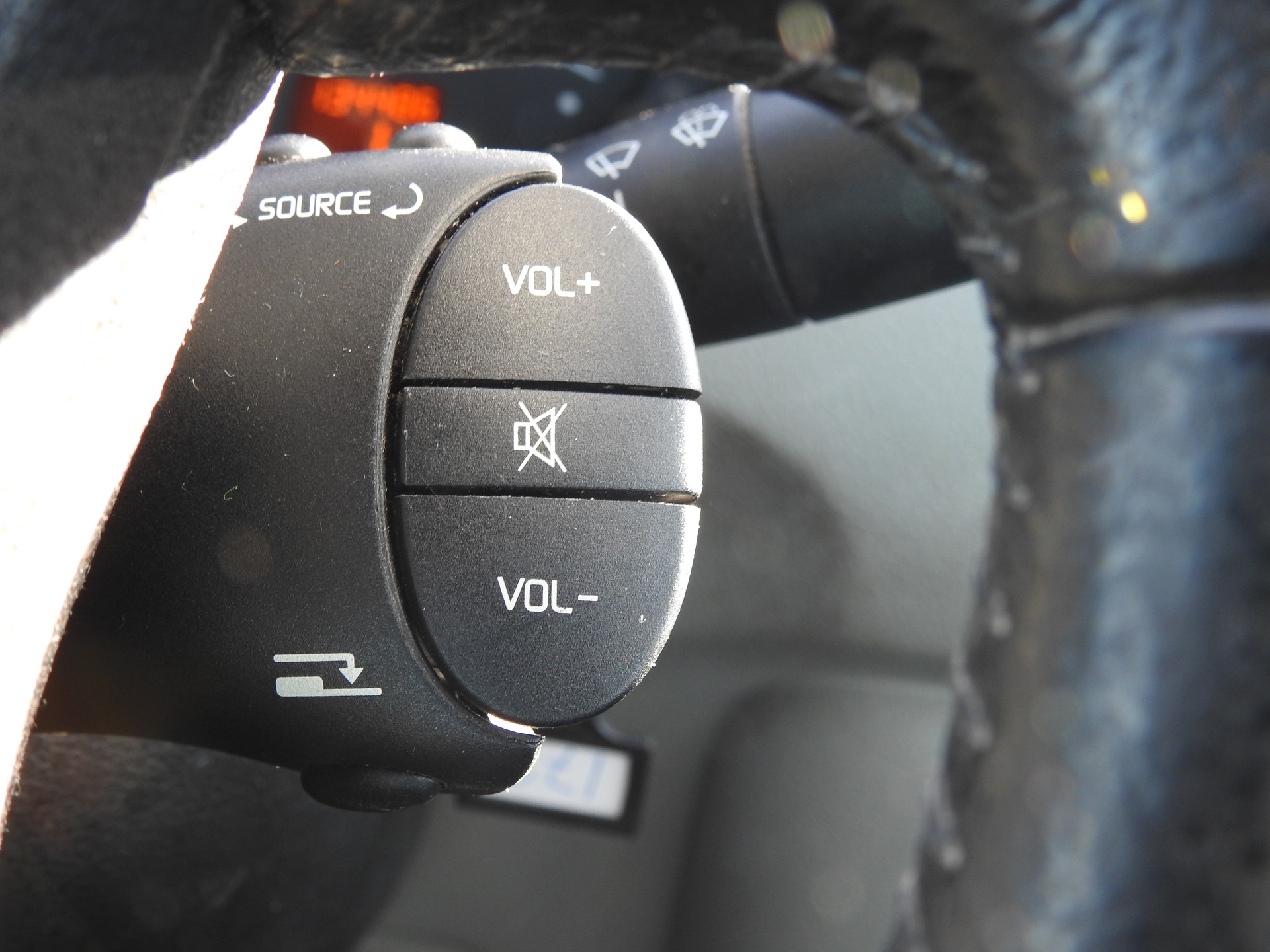 RENAULT Kangoo 1.4 Alizé Automatic-image-24