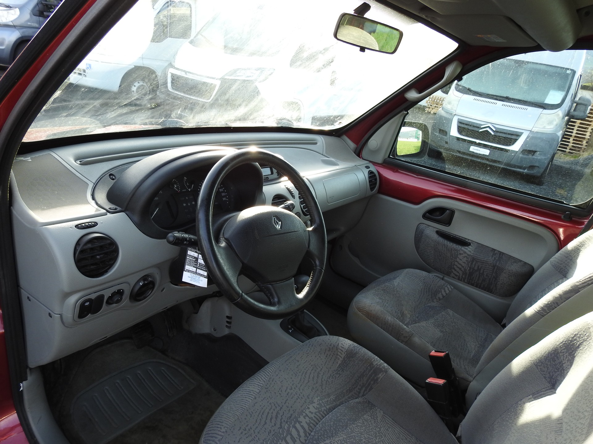 RENAULT Kangoo 1.4 Alizé Automatic-image-14