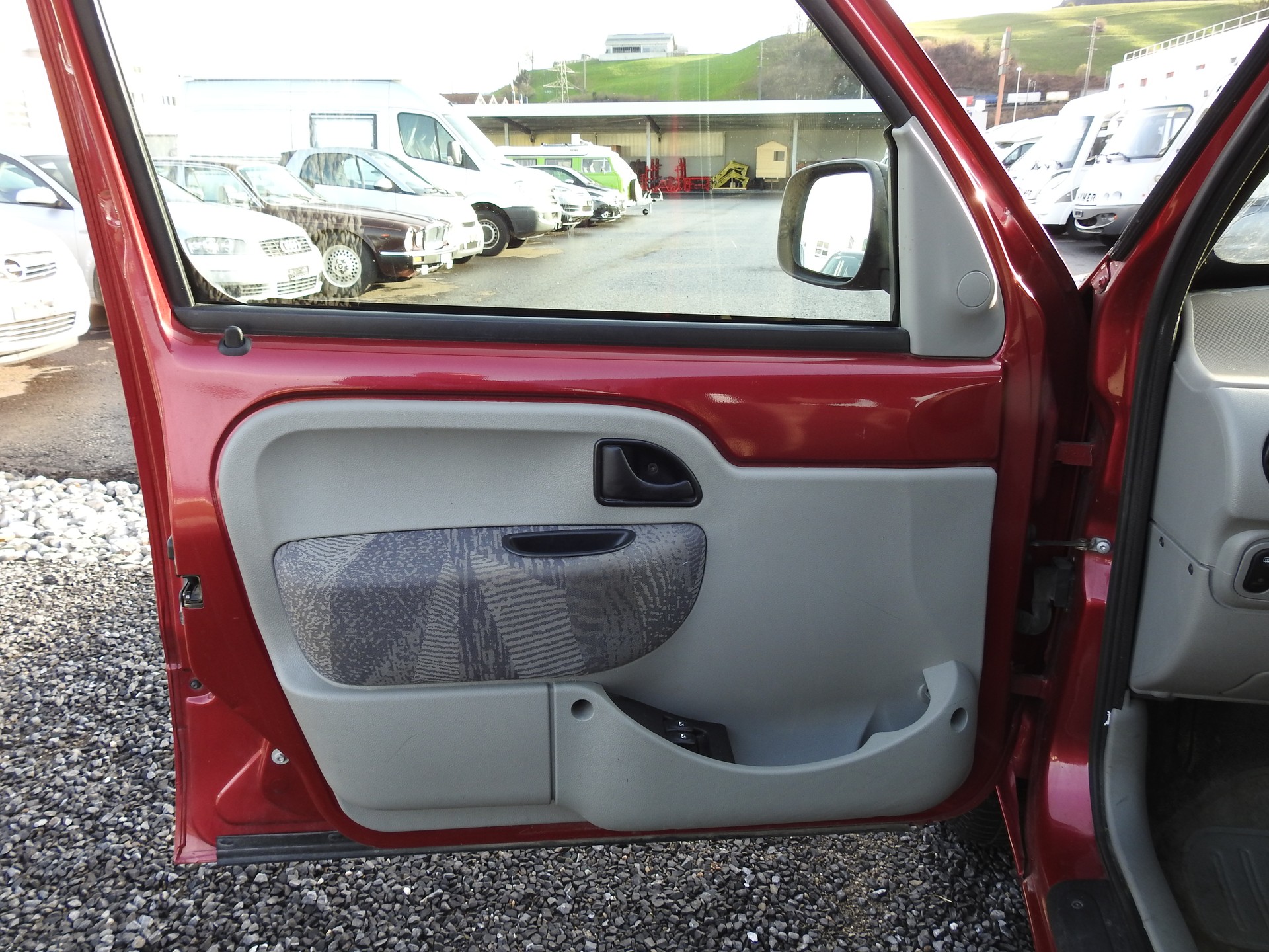 RENAULT Kangoo 1.4 Alizé Automatic-image-9