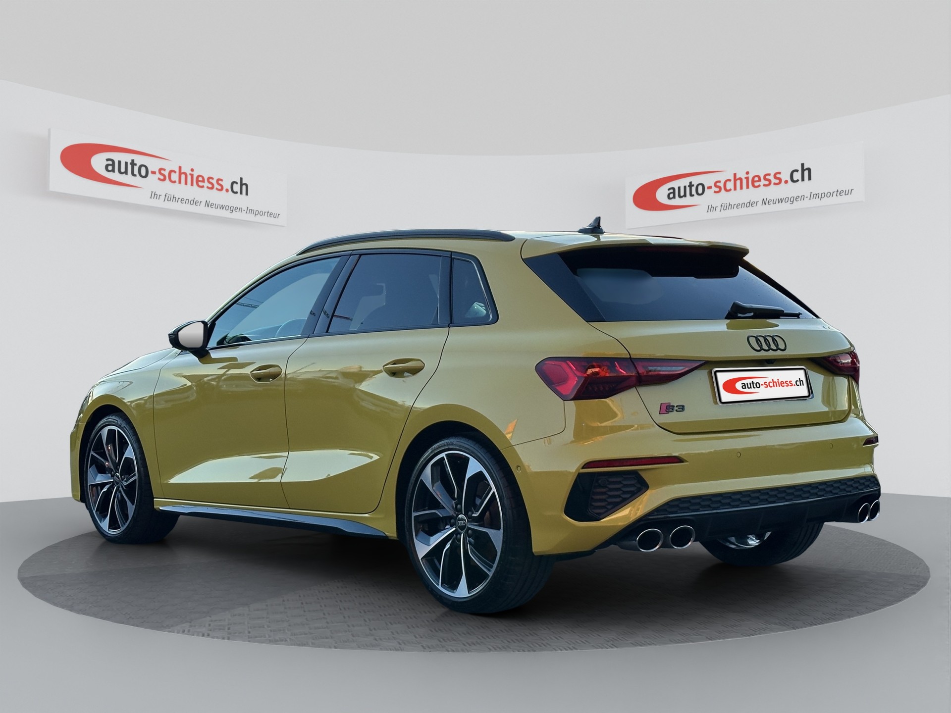 AUDI S3 Sportback 2.0 TFSI quattro S-tronic Black Edition-image-2