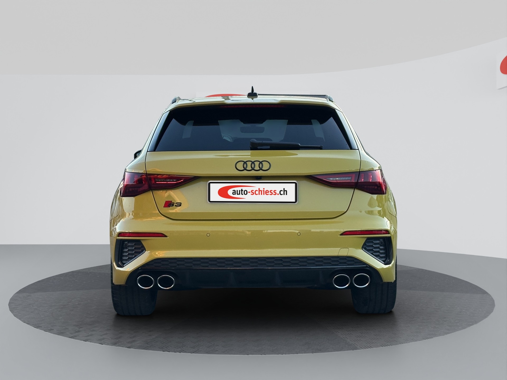 AUDI S3 Sportback 2.0 TFSI quattro S-tronic Black Edition-image-3