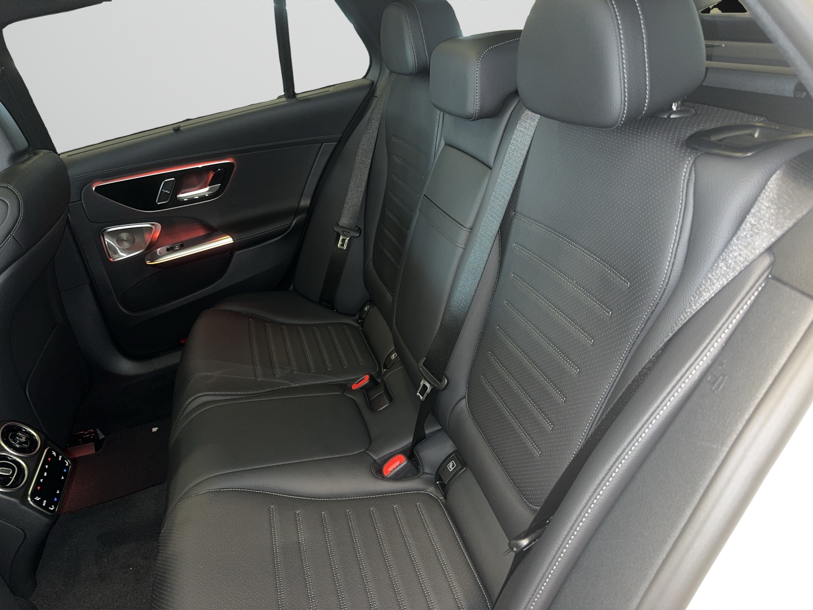 Image MERCEDES-BENZ C-220 C 220 d T 4 M Swiss Star