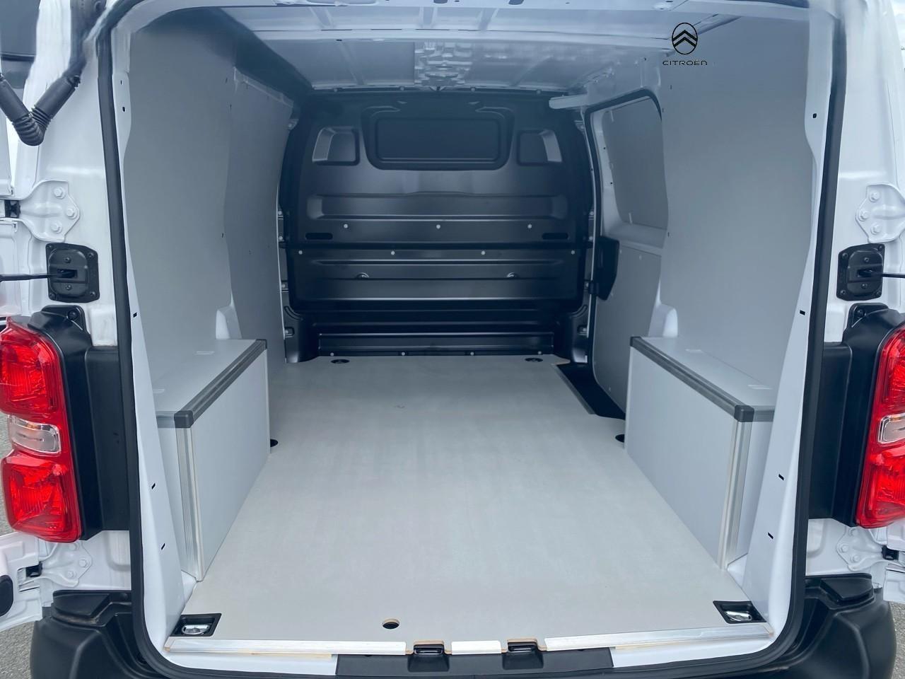 CITROEN Jumpy 2.0 BlueHDi 145 M EAT8-image-6