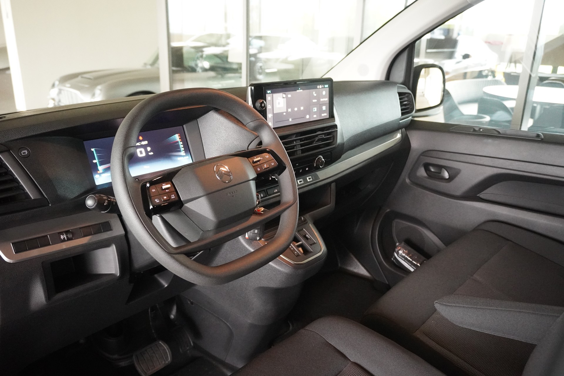 CITROEN Jumpy 2.0 BlueHDi 145 M EAT8-image-7