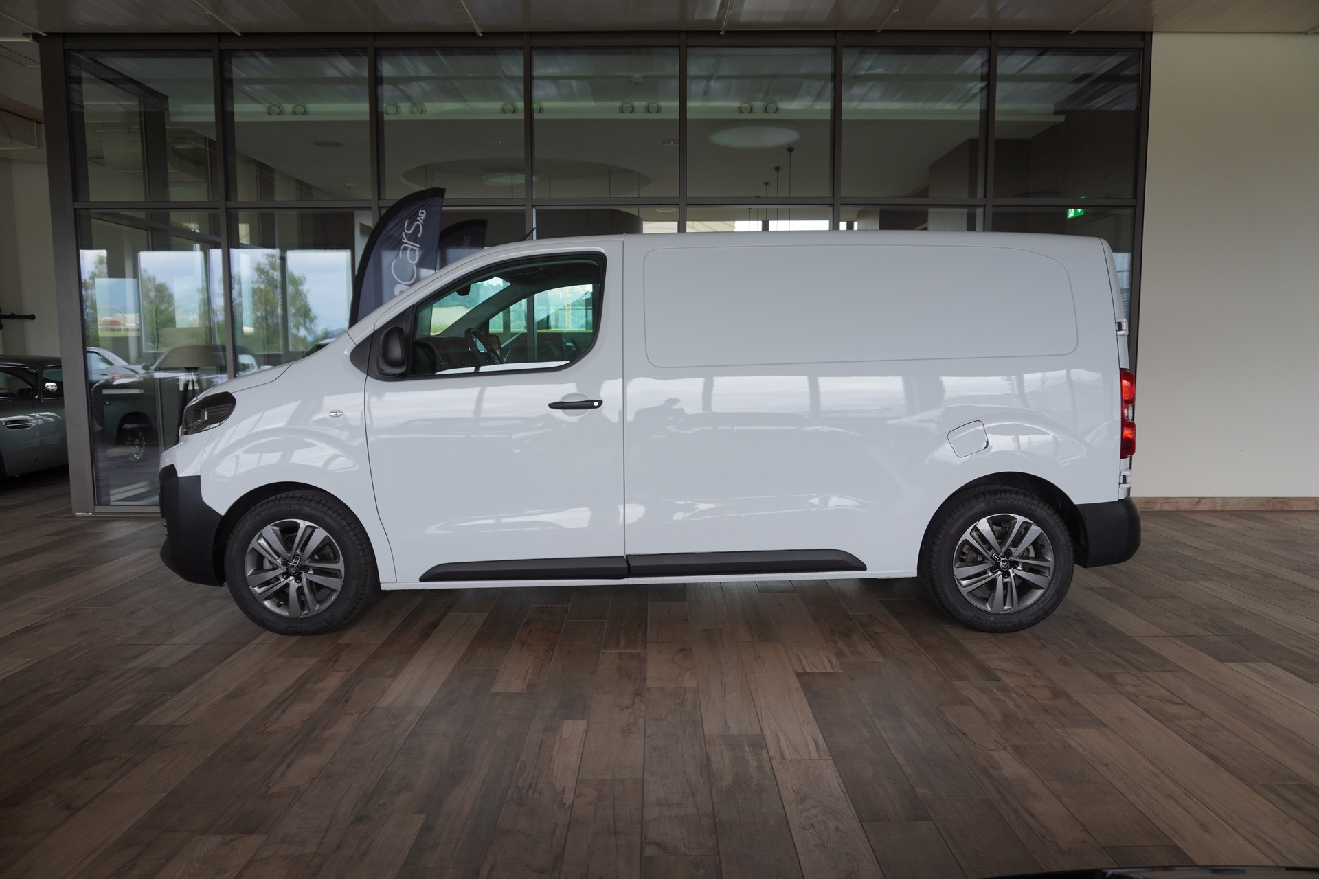 CITROEN Jumpy 2.0 BlueHDi 145 M EAT8-image-6