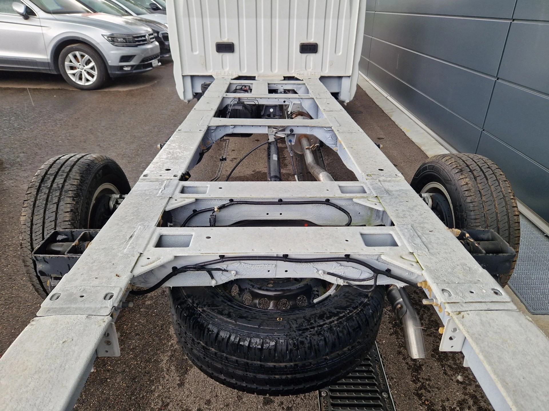 MAXUS Deliver 9 2.0D L4 RWD Luxury-image-4