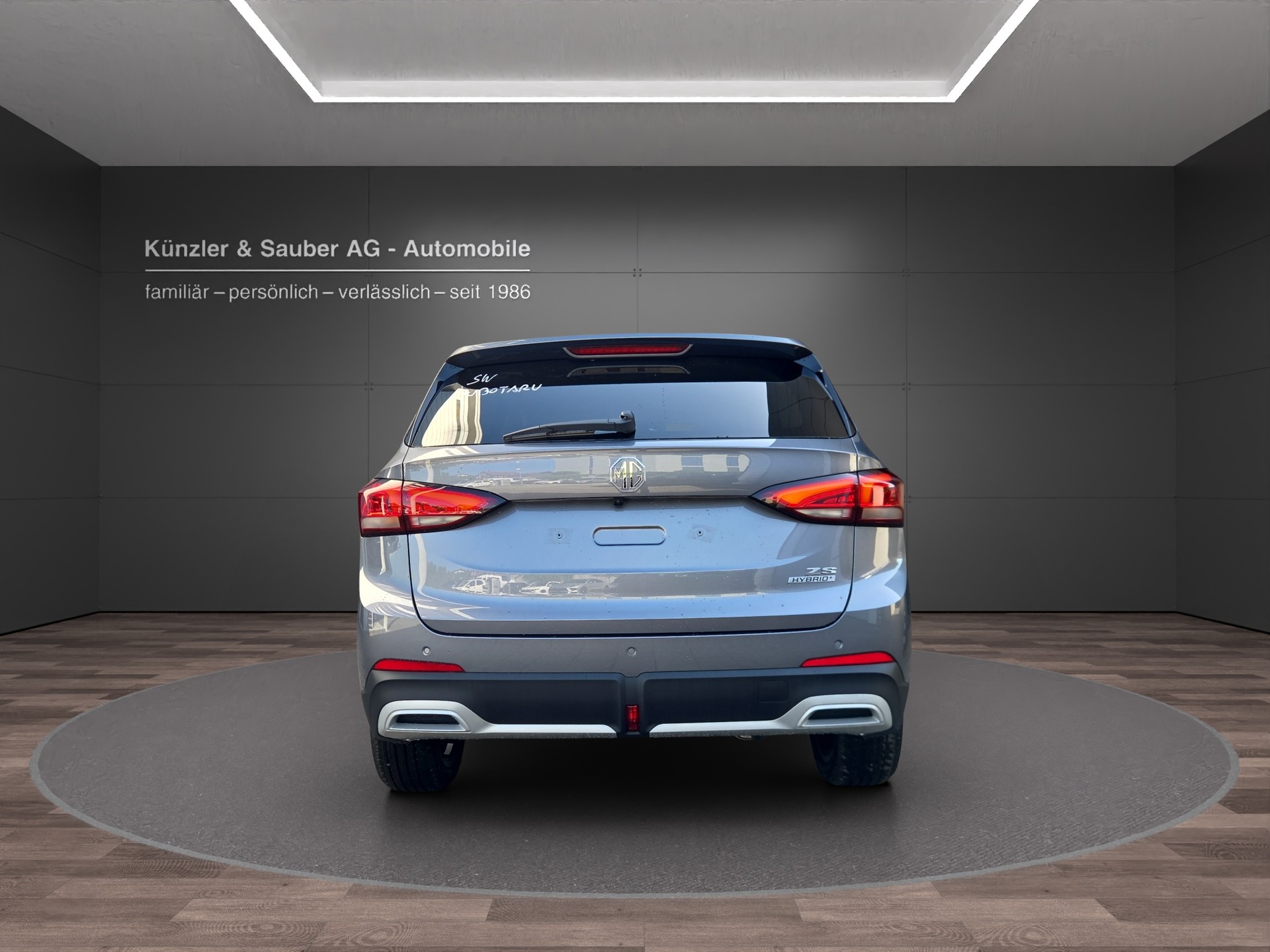 MG ZS 1.5 HEV Luxury-image-15