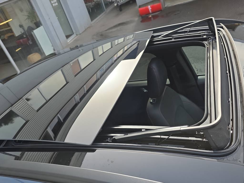 FORD Kuga 2.5 PHEV ST-Line X 2WD-image-12
