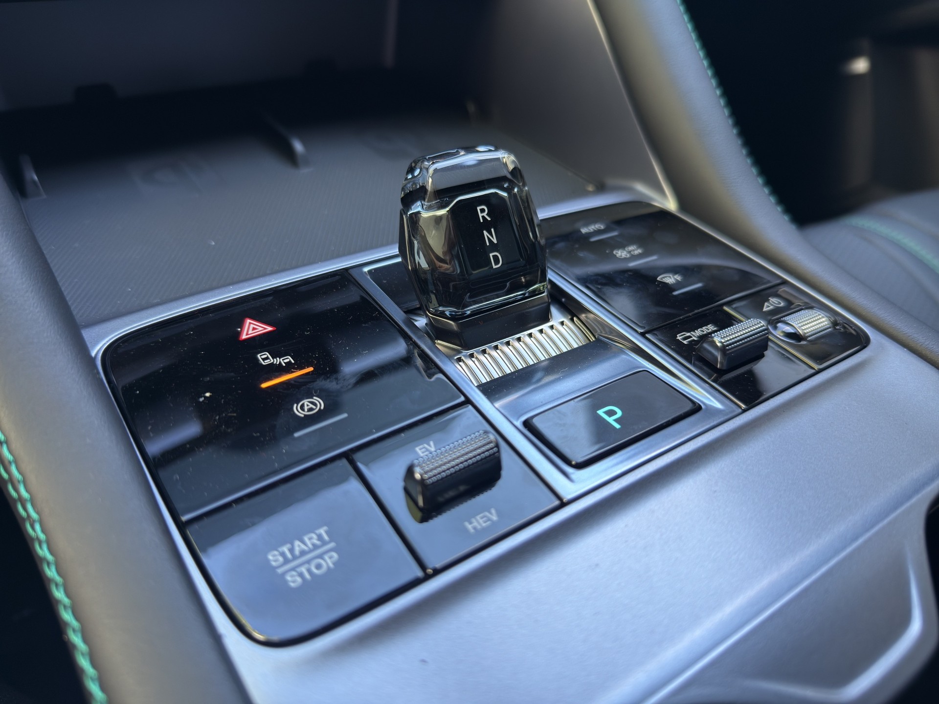 BYD Seal U DM-i Design AWD-image-14