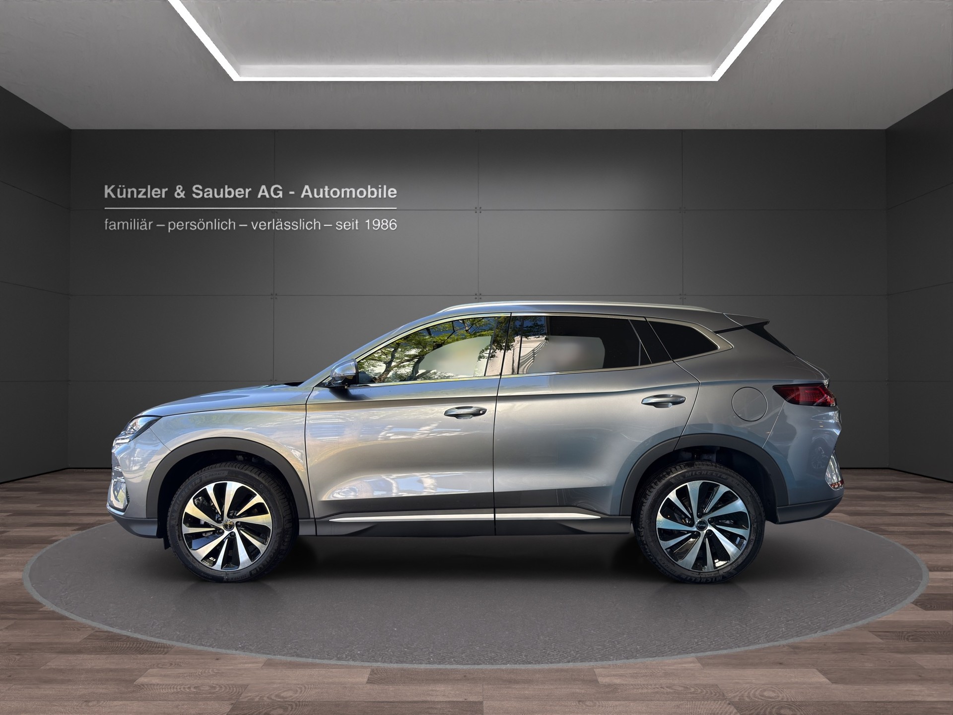 BYD Seal U DM-i Design AWD-image-1