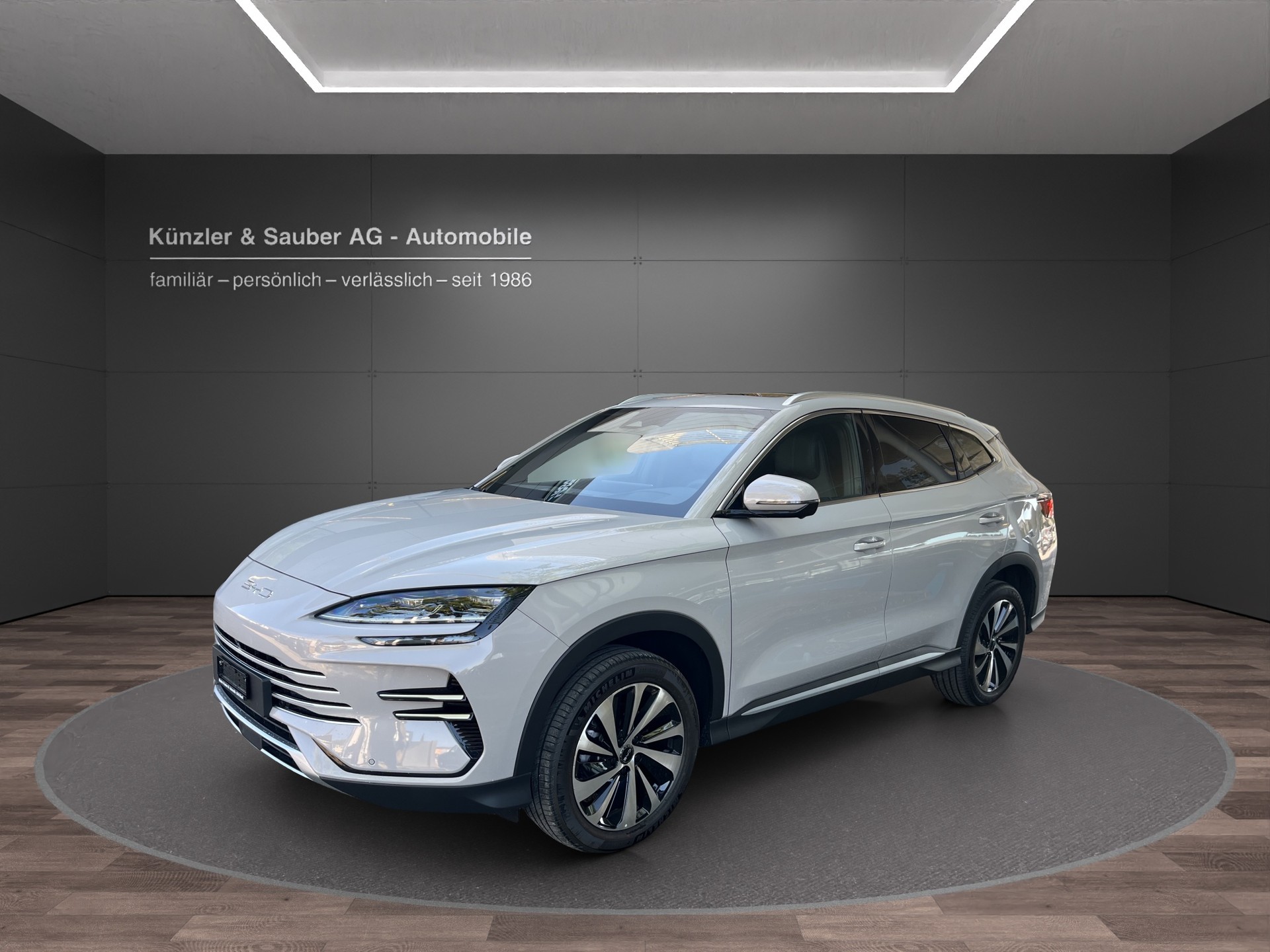 BYD Seal U DM-i Design AWD