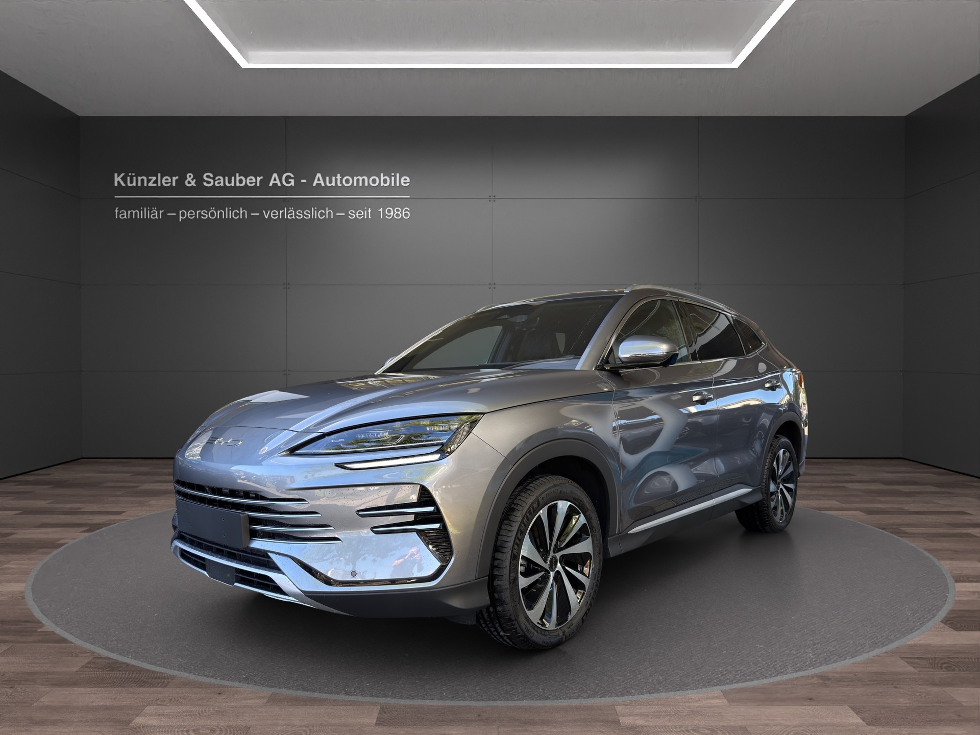 BYD Seal U DM-i Design AWD-image-0