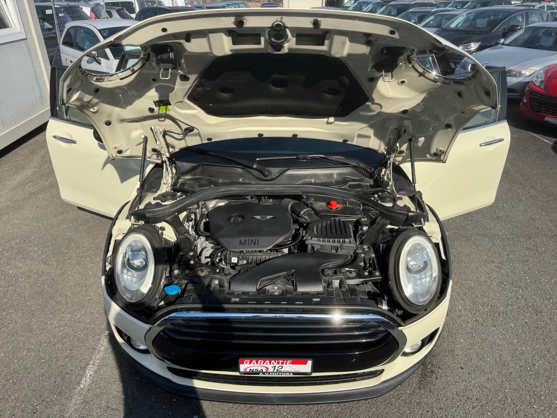 MINI Clubman Cooper-image-13