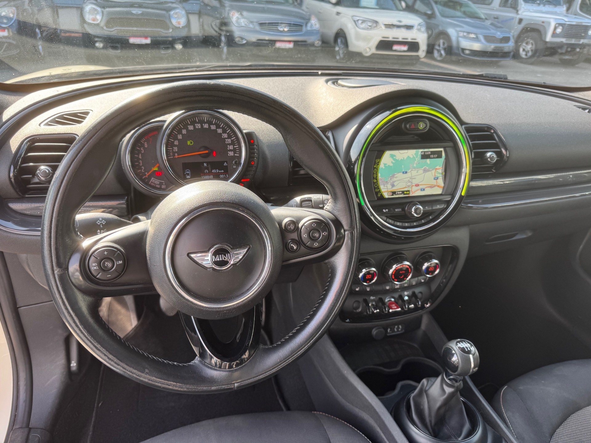 MINI Clubman Cooper-image-8