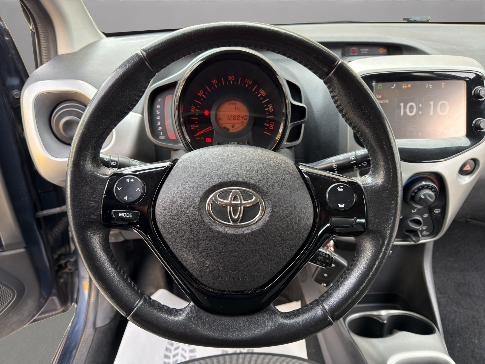 TOYOTA Aygo 1.0 VVT-i x-play-image-9