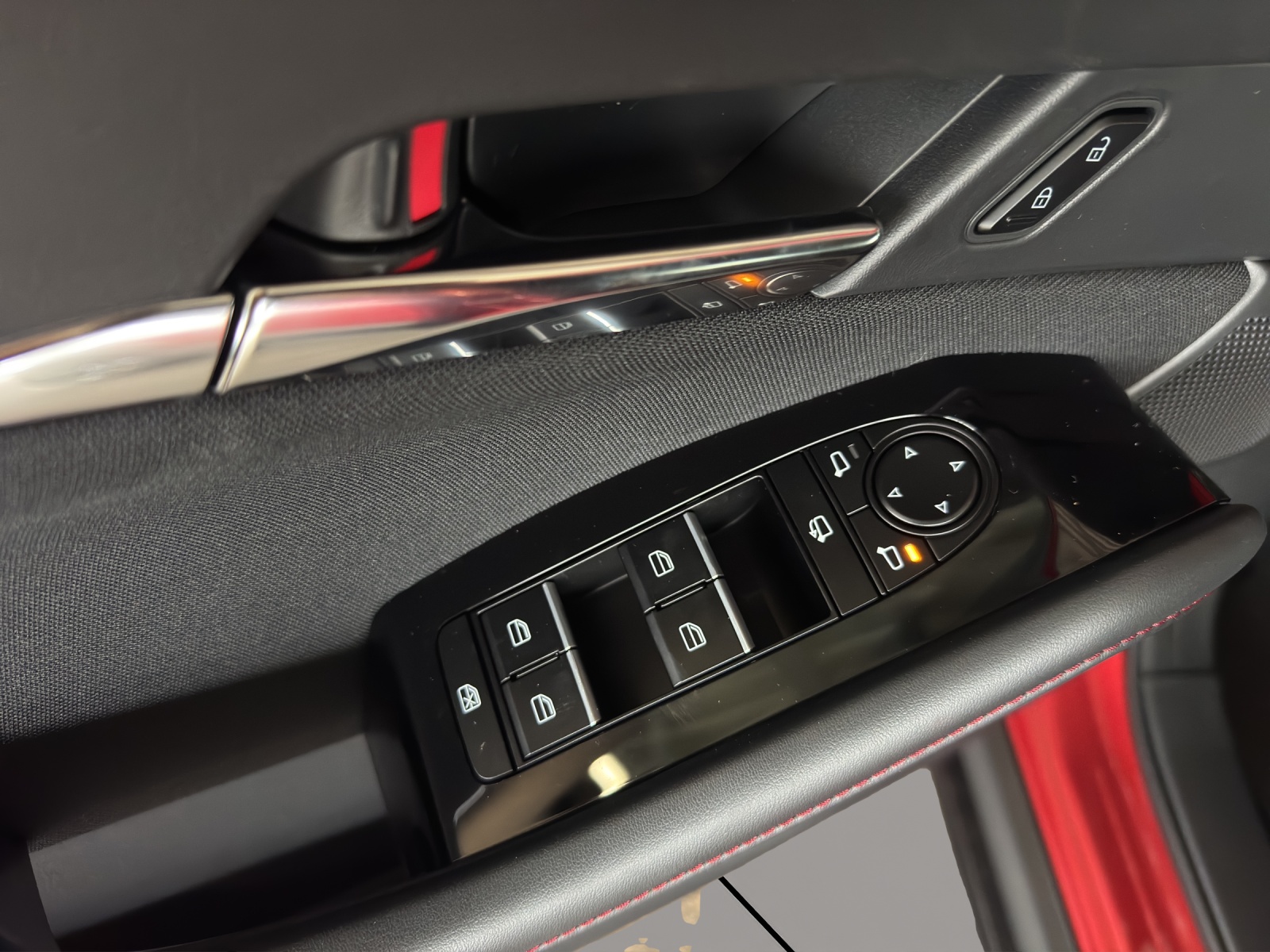 Image MAZDA CX-30 CX-30 SKYACTIV-X 186 M Hybrid Homura AWD AT