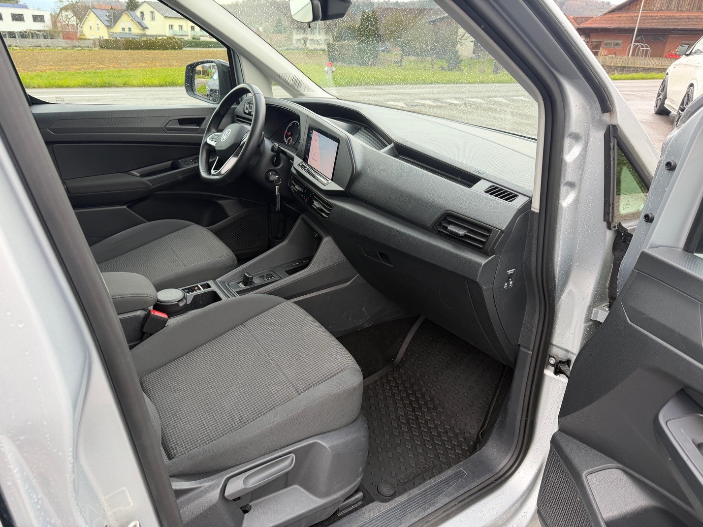 VW Caddy 2.0 TDI California DSG-image-10