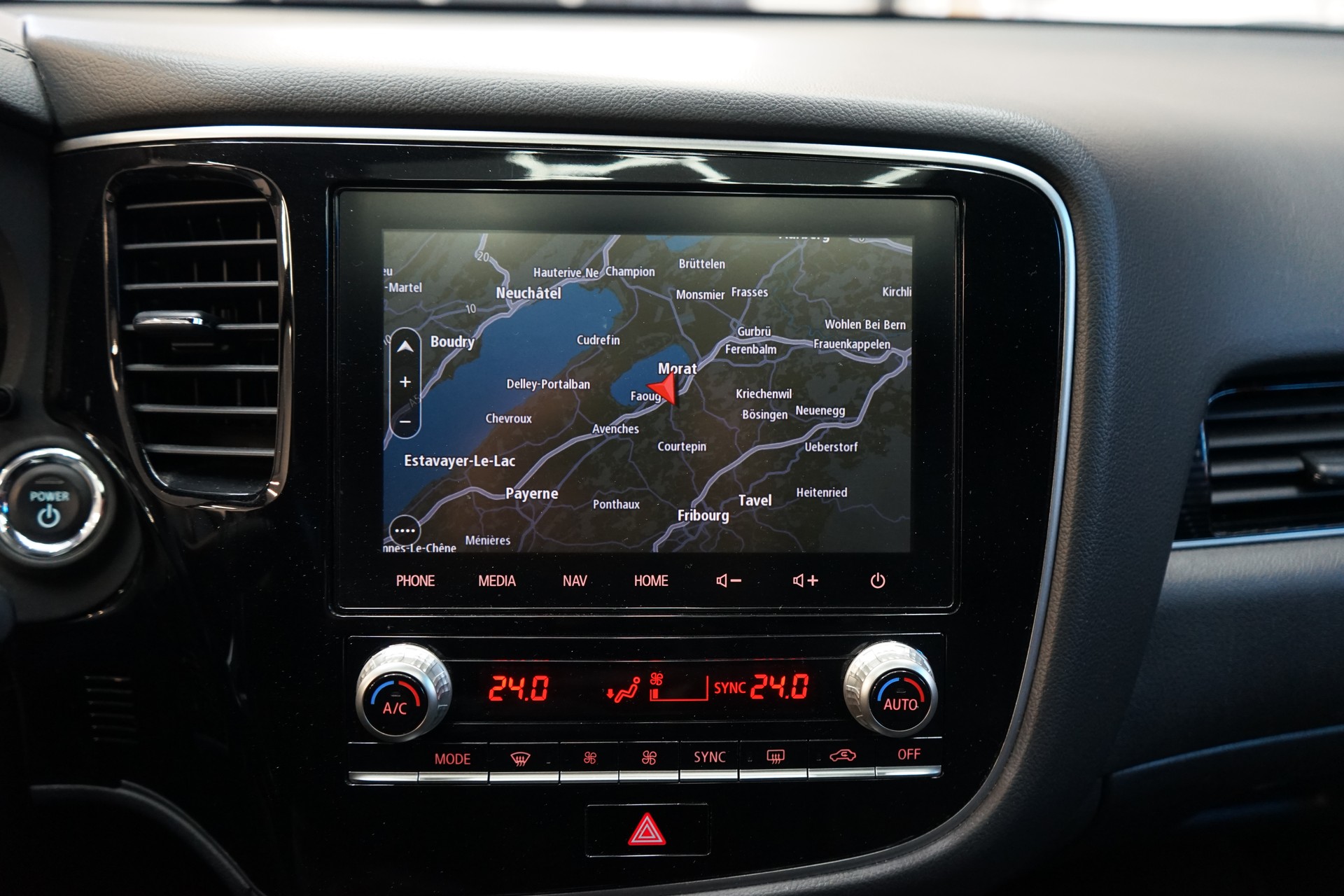 MITSUBISHI Outlander 2.4 PHEV Diamond 4WD Automatic-image-20
