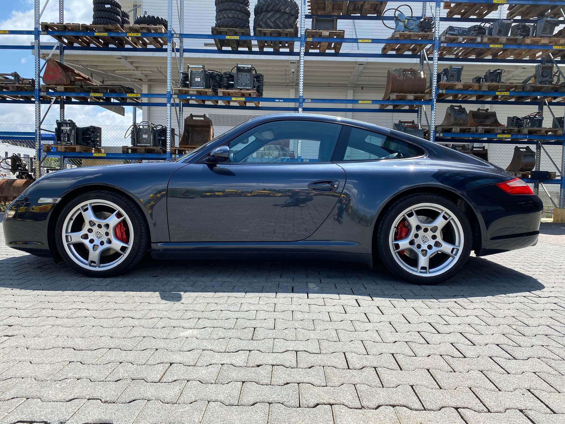 PORSCHE Carrera 4S-image-0