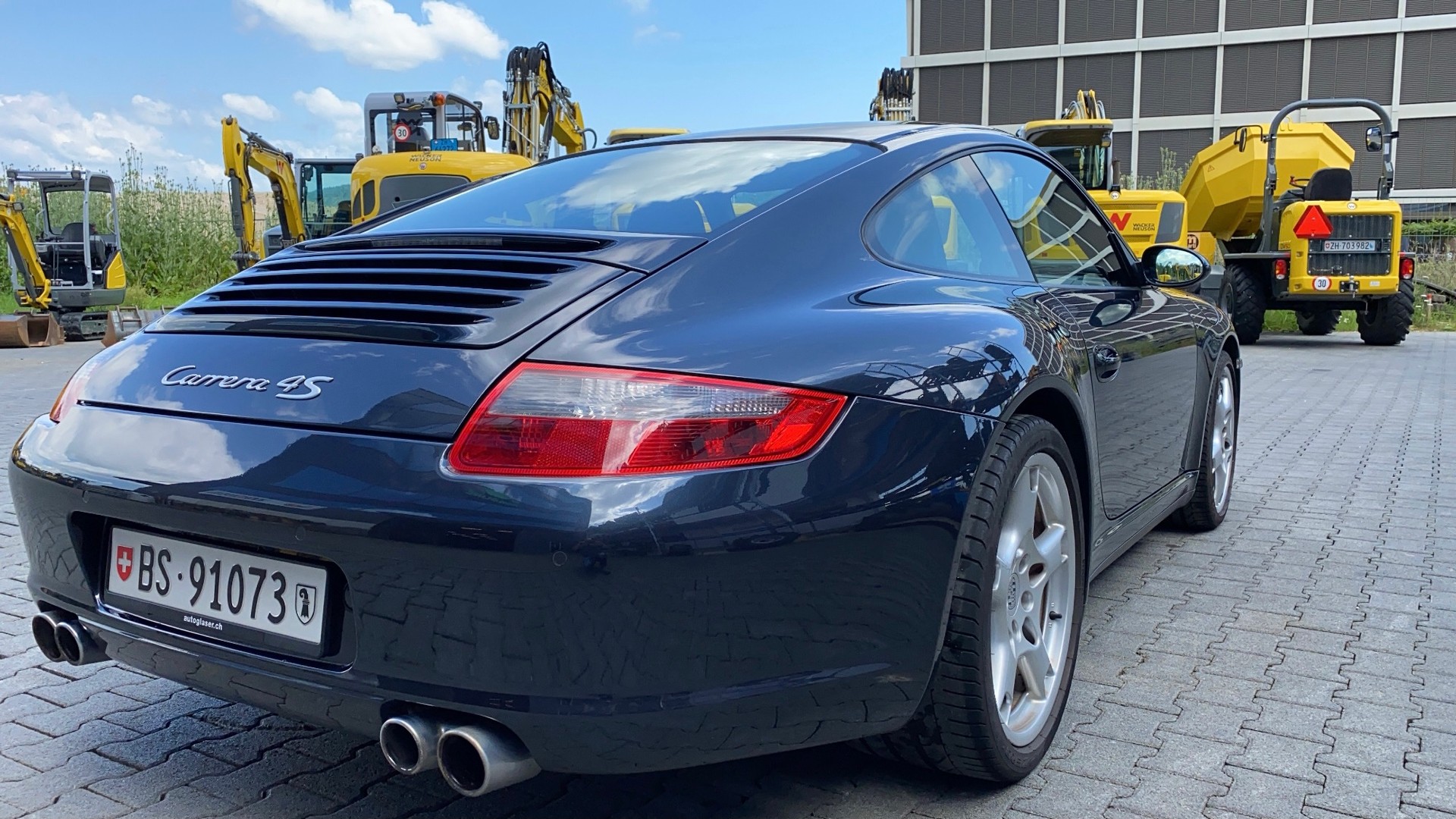 PORSCHE Carrera 4S-image-4