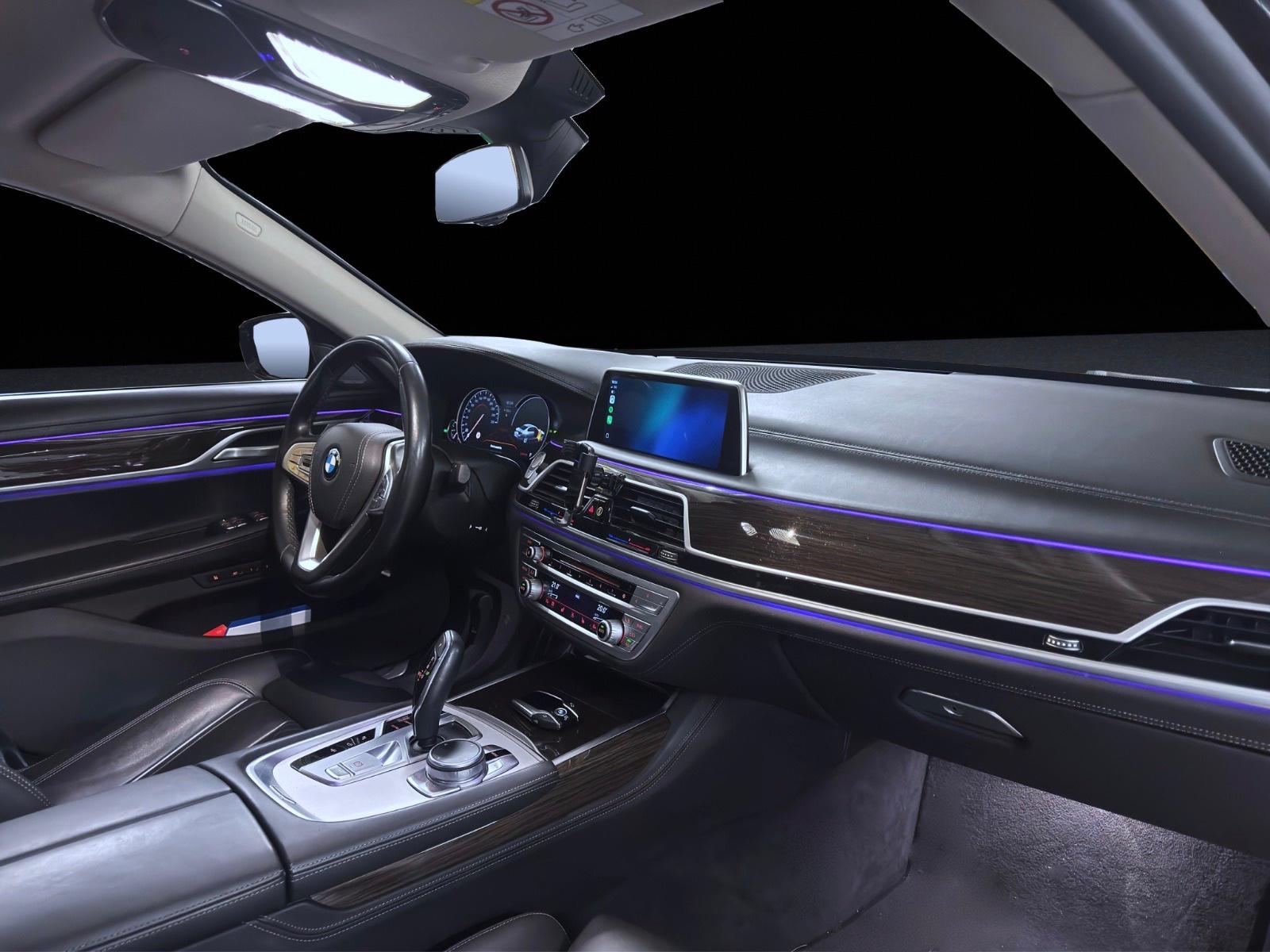 BMW 730d xDrive Steptronic-image-12
