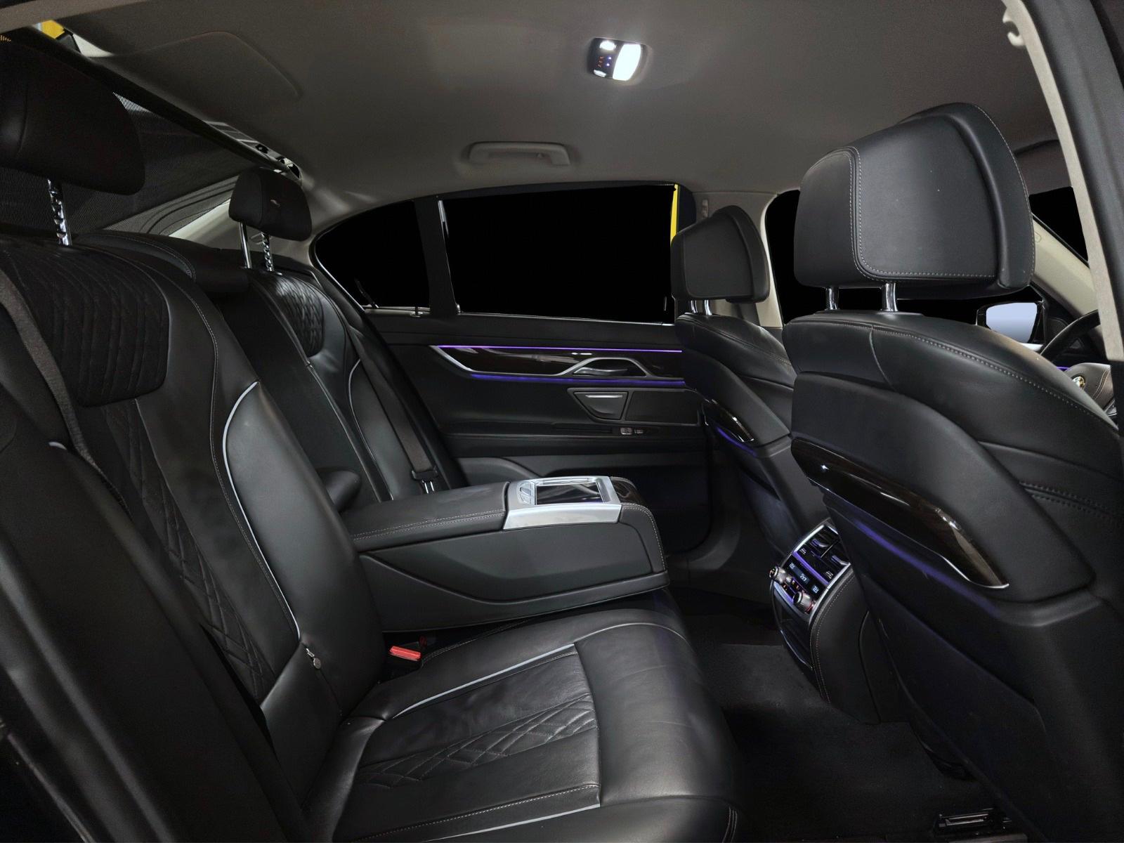 BMW 730d xDrive Steptronic-image-14