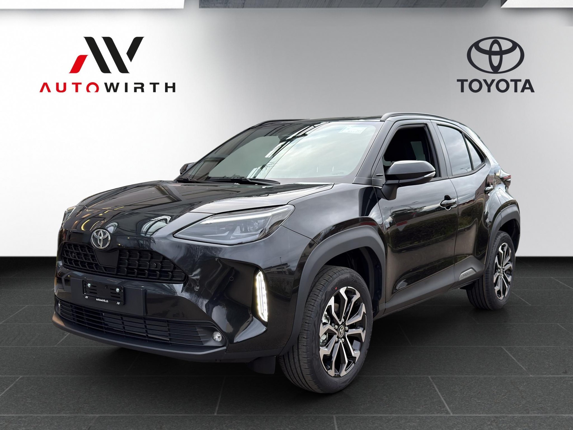 TOYOTA Yaris Cross 1.5 VVT-i HSD Trend