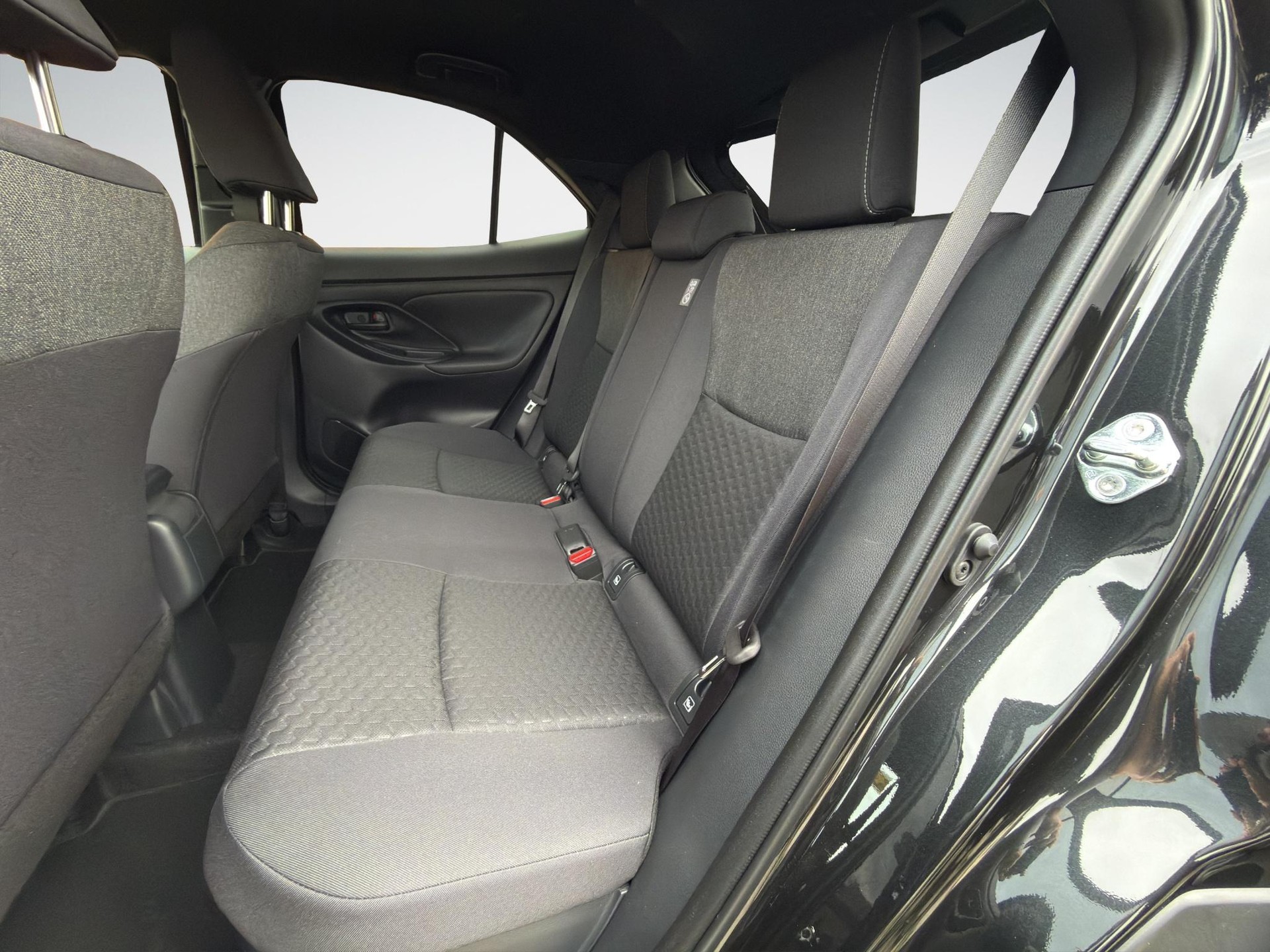TOYOTA Yaris Cross 1.5 VVT-i HSD Trend-image-14