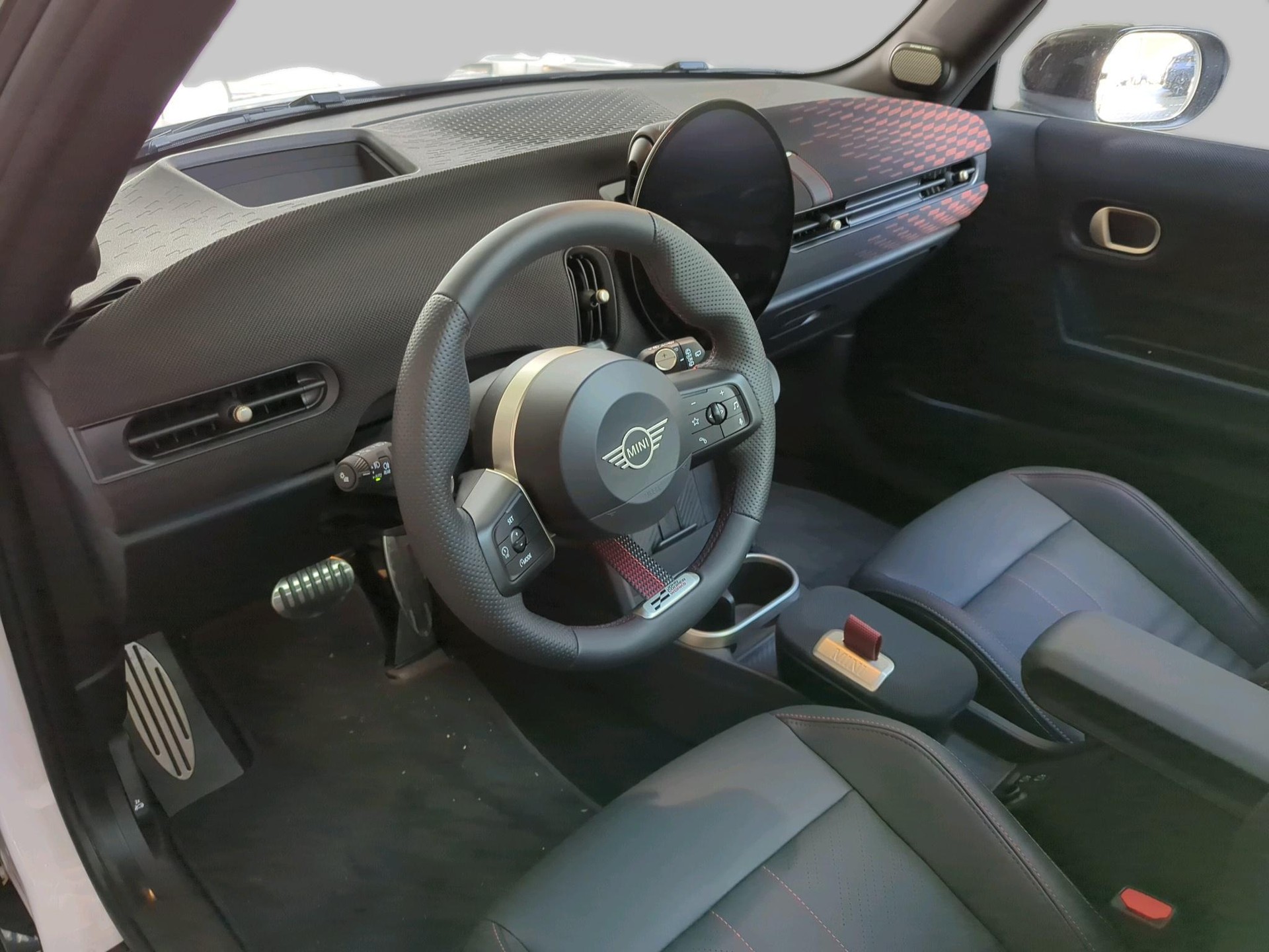 MINI John Cooper Works-image-10