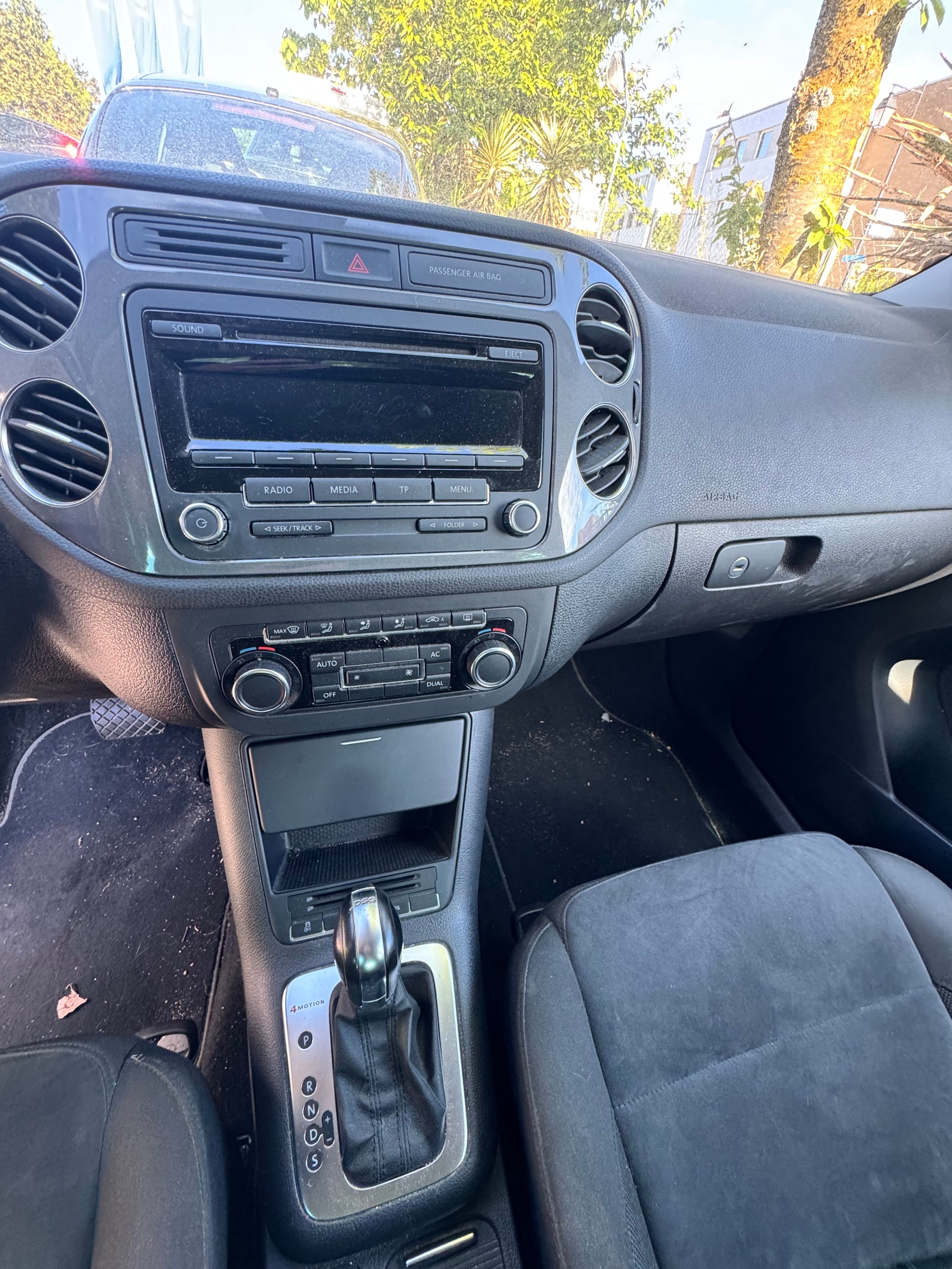 VW Tiguan 2.0 TSI Sport&Style 4Motion DSG-image-3