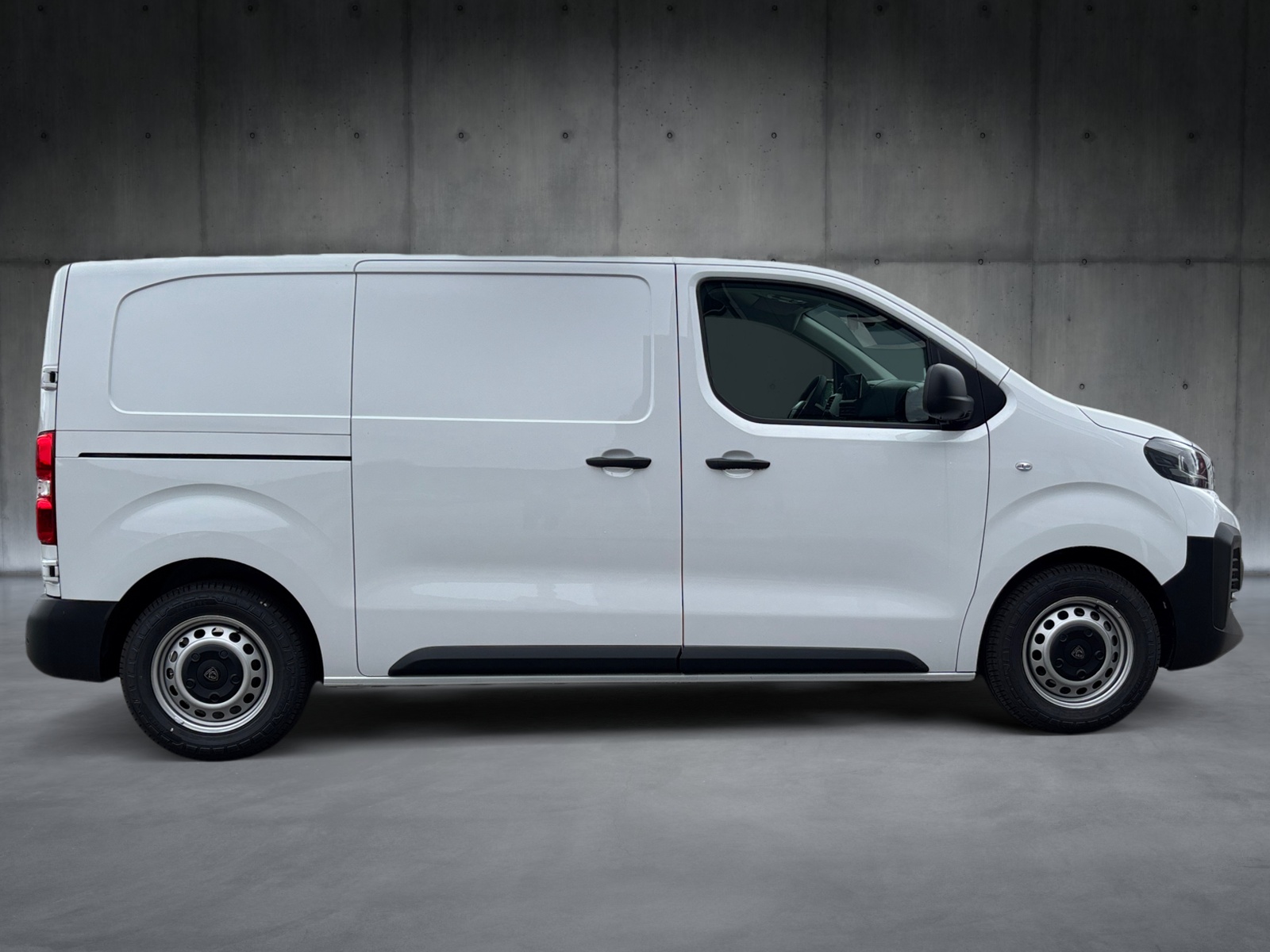 PEUGEOT Expert 2.2 BlueHDi 150 S&S Standard EAT8-showroom-element-2