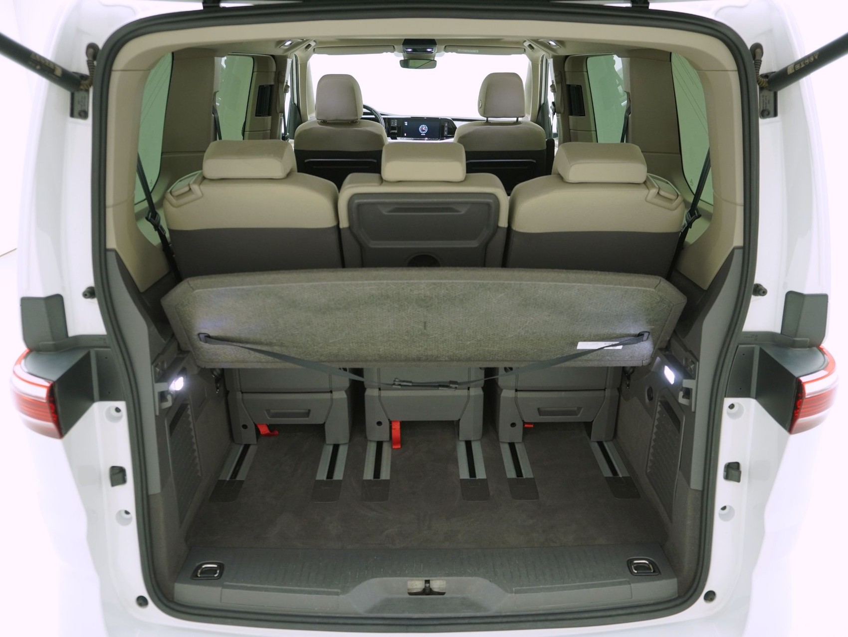 VW Multivan 1.4 DSG eHybrid Life Edition-image-14