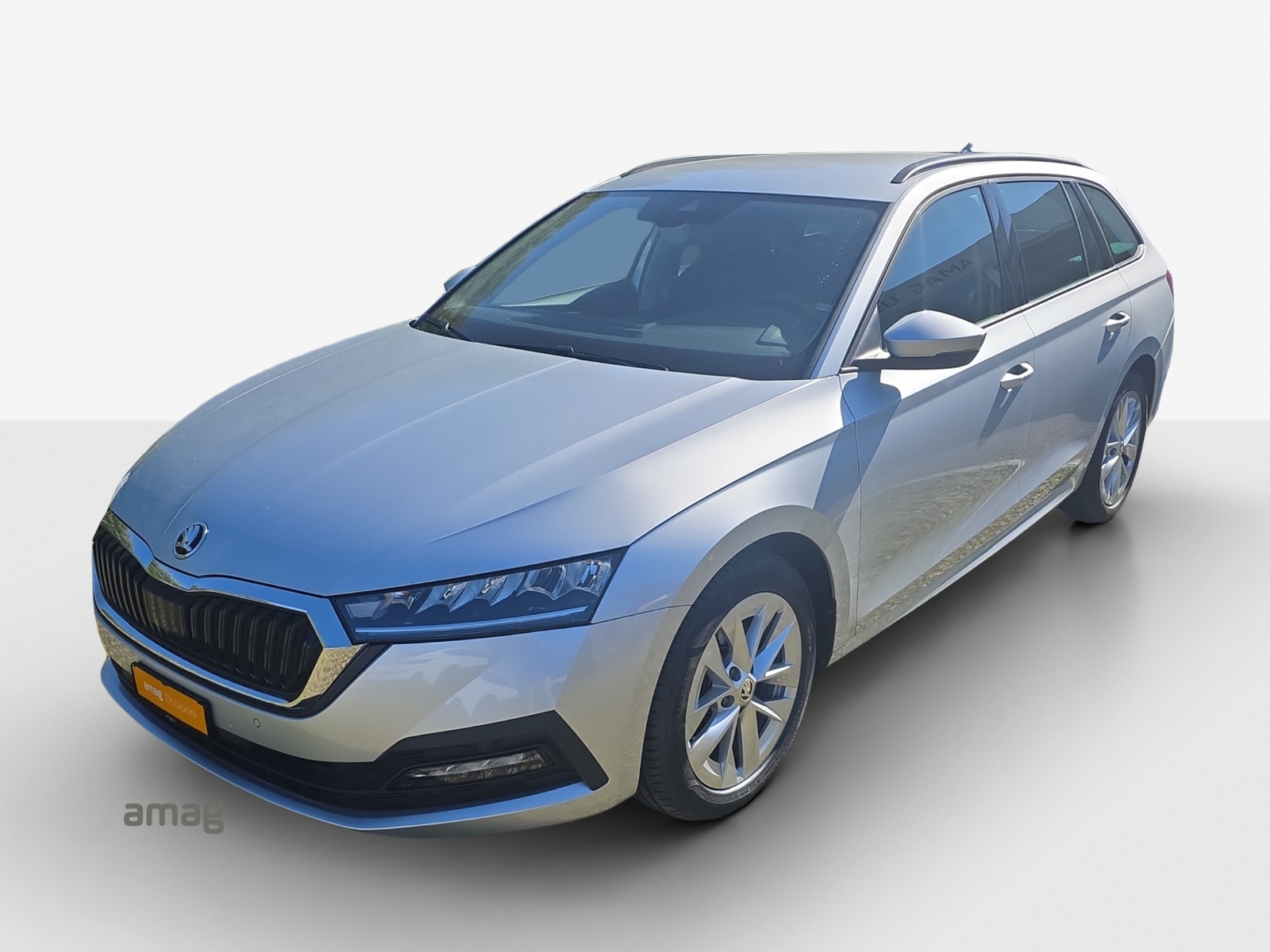 SKODA Octavia Combi 2.0 TSI Ambition DSG 4x4-image-15