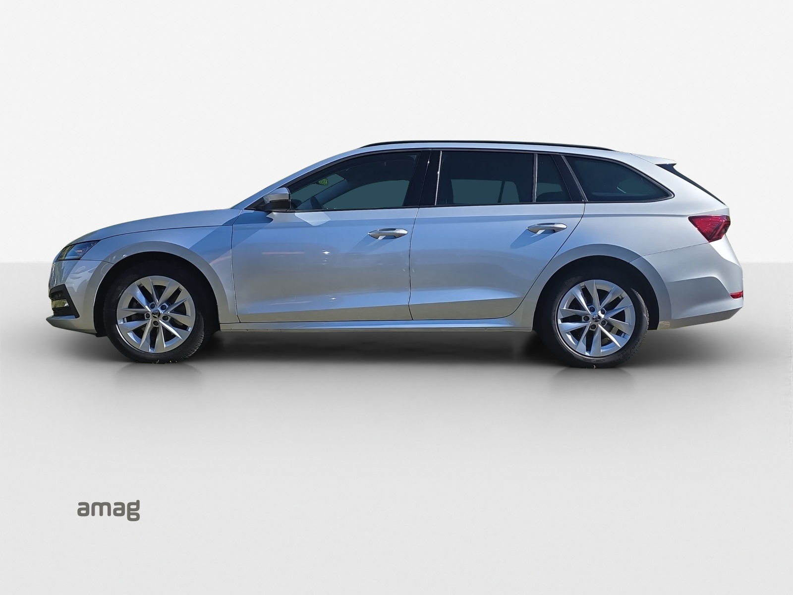 SKODA Octavia Combi 2.0 TSI Ambition DSG 4x4-showroom-element-1