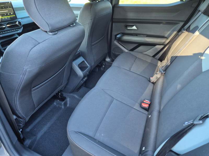 DACIA Duster 1.8 Hybrid Extreme 155-image-11