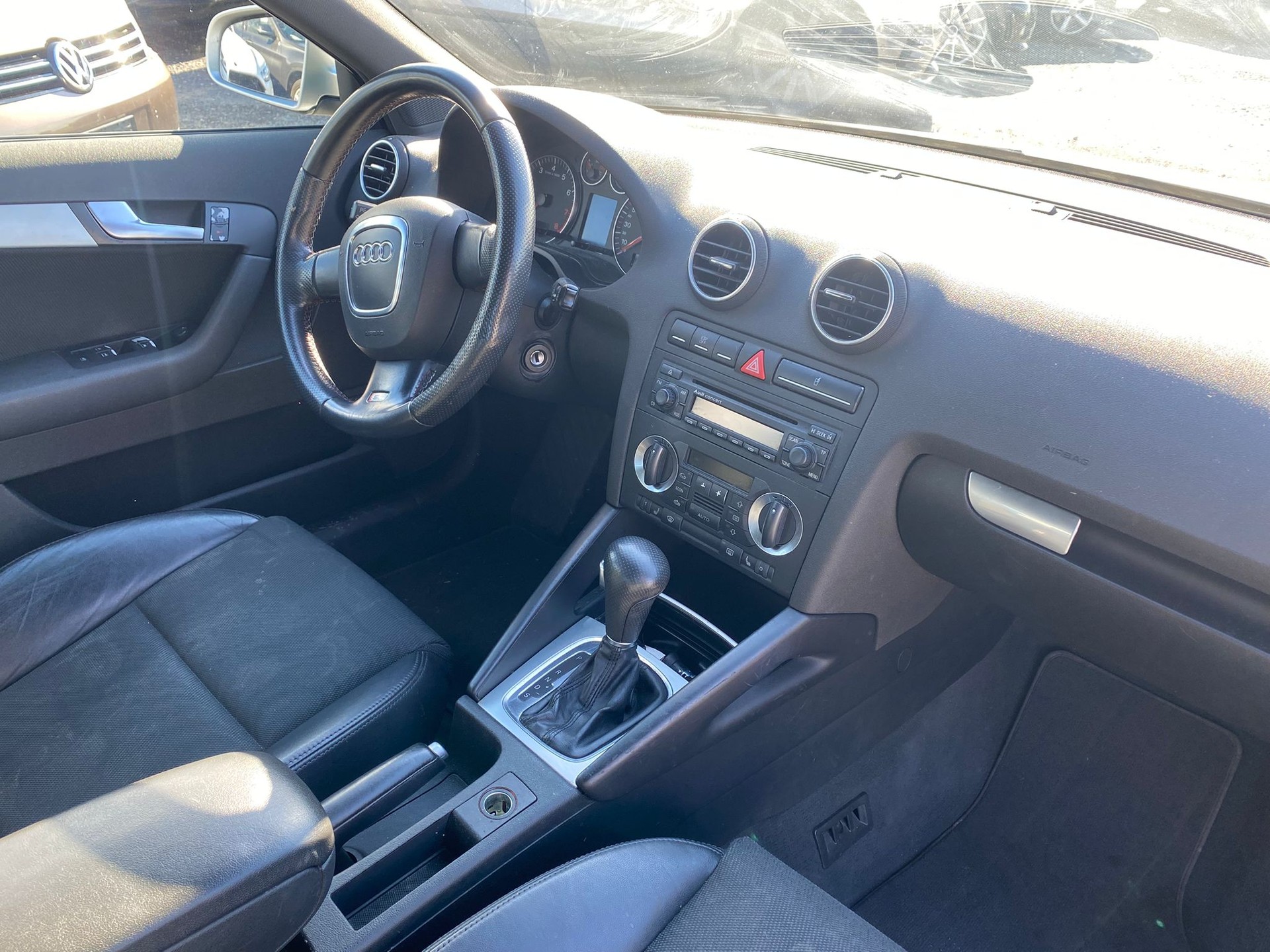 AUDI A3 Sportback 2.0 FSI Attraction-image-7