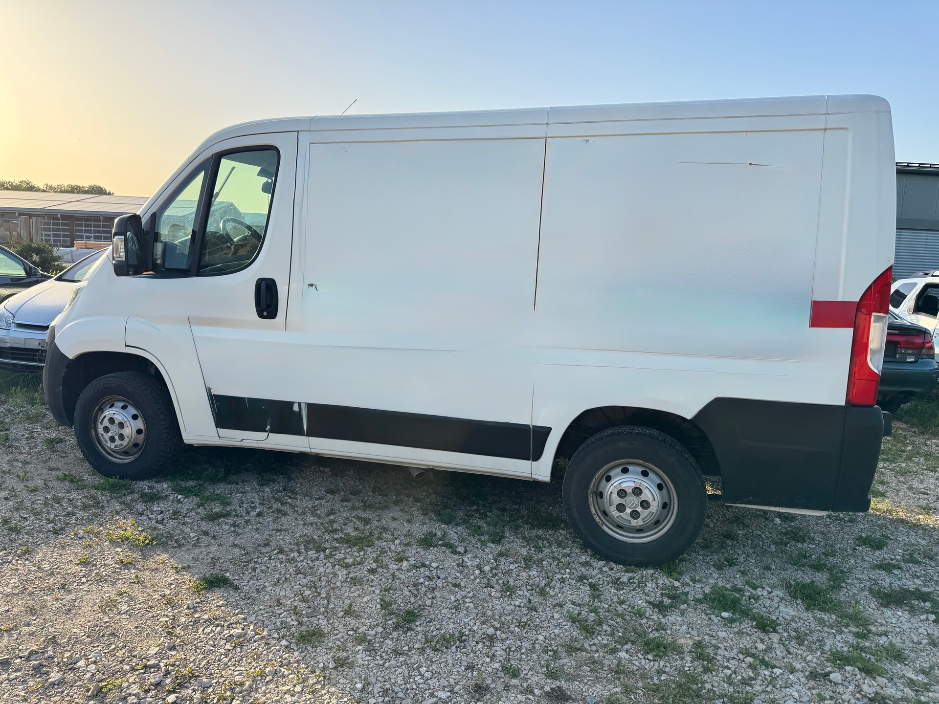 CITROEN Jumper 30 2.0 BlueHDi 130 Attraction L1H2-image-4