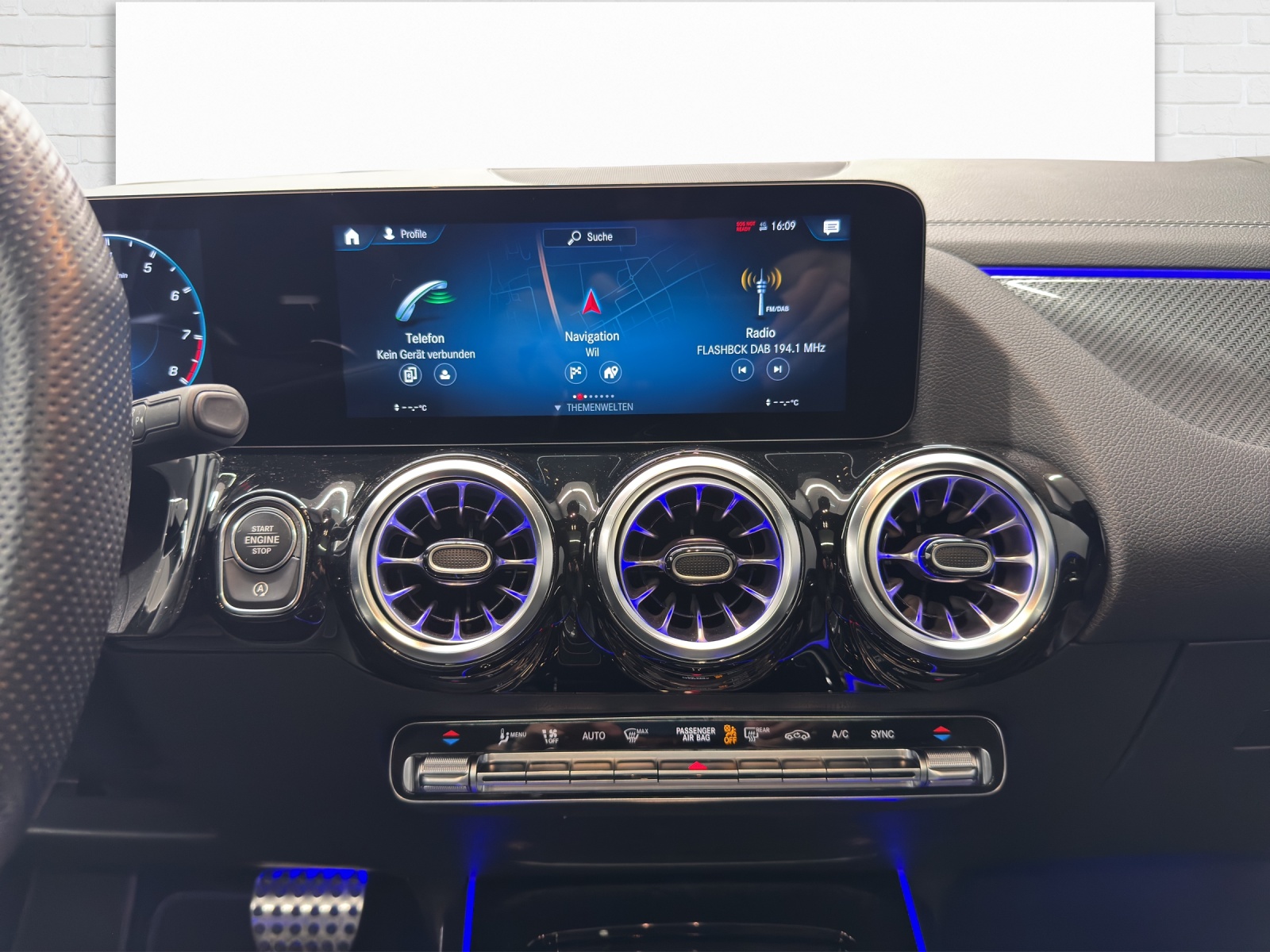 MERCEDES-BENZ AMG GLA 45 S 4matic+-image-8