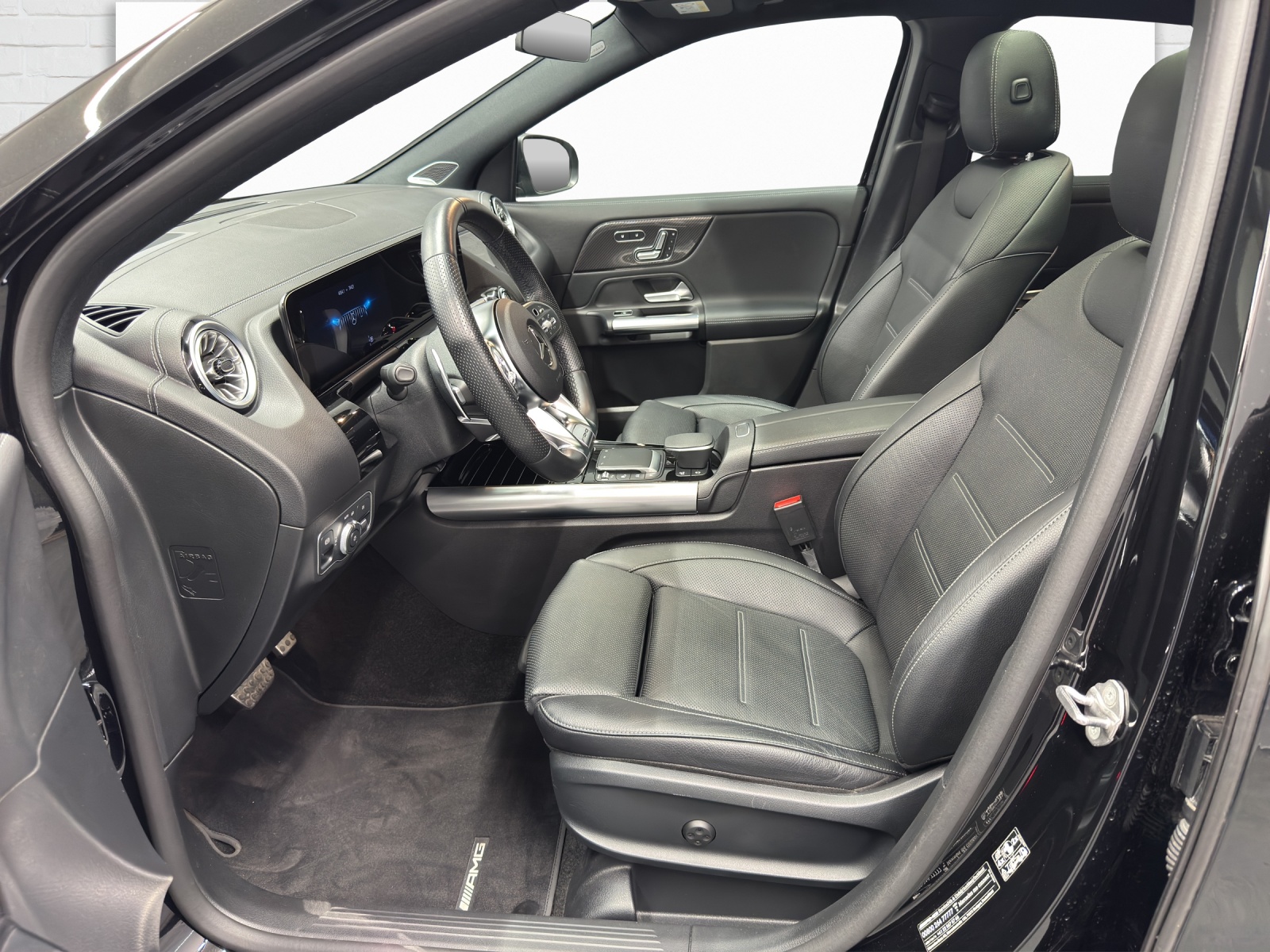 MERCEDES-BENZ AMG GLA 45 S 4matic+-image-6