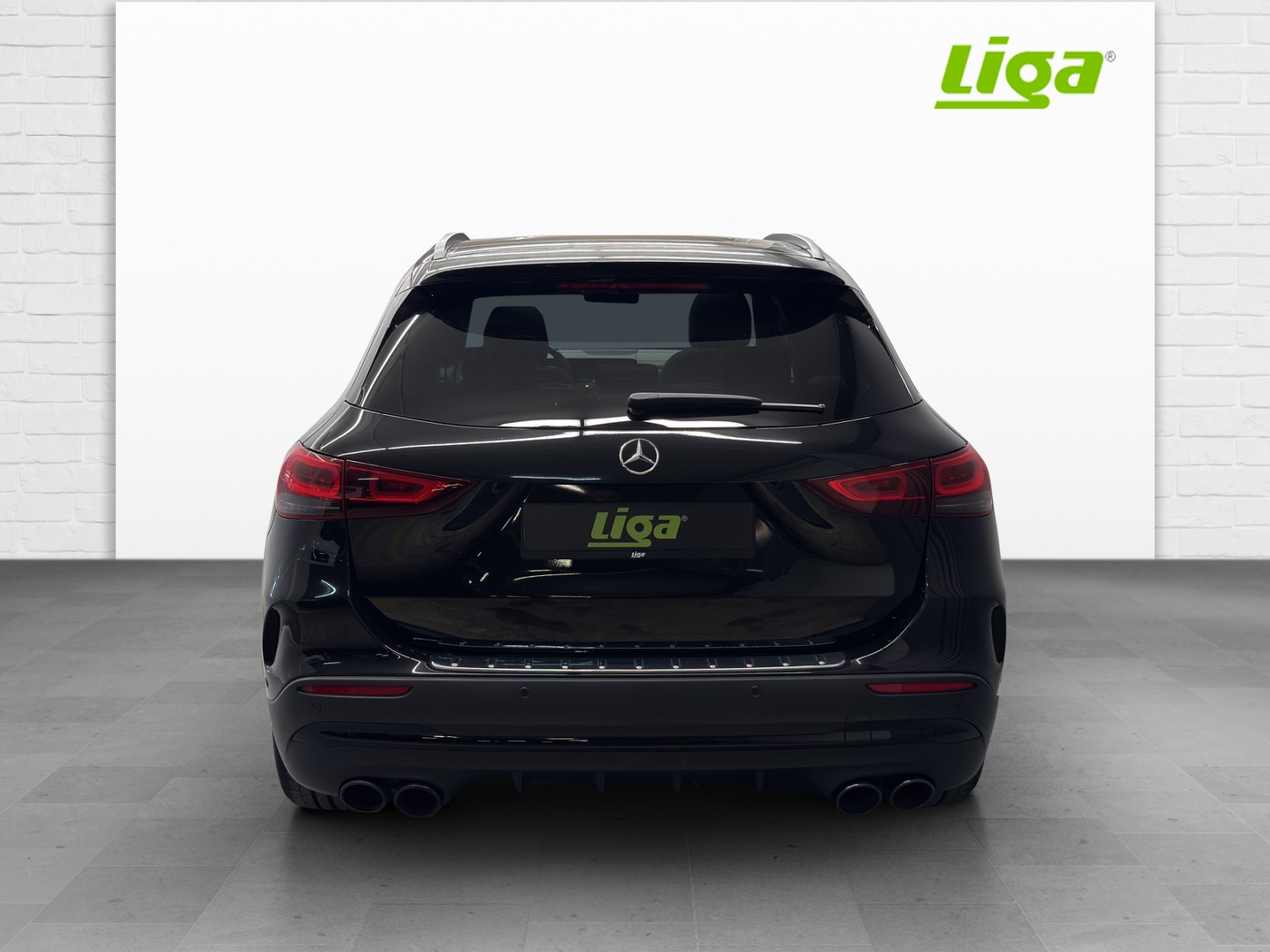 MERCEDES-BENZ AMG GLA 45 S 4matic+-image-4