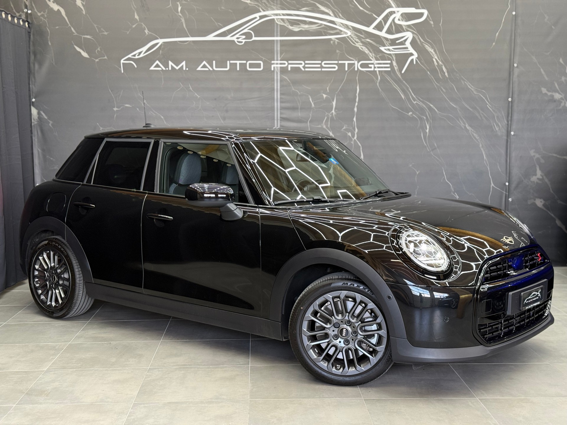 MINI Cooper S DKG 5 doors-image-2