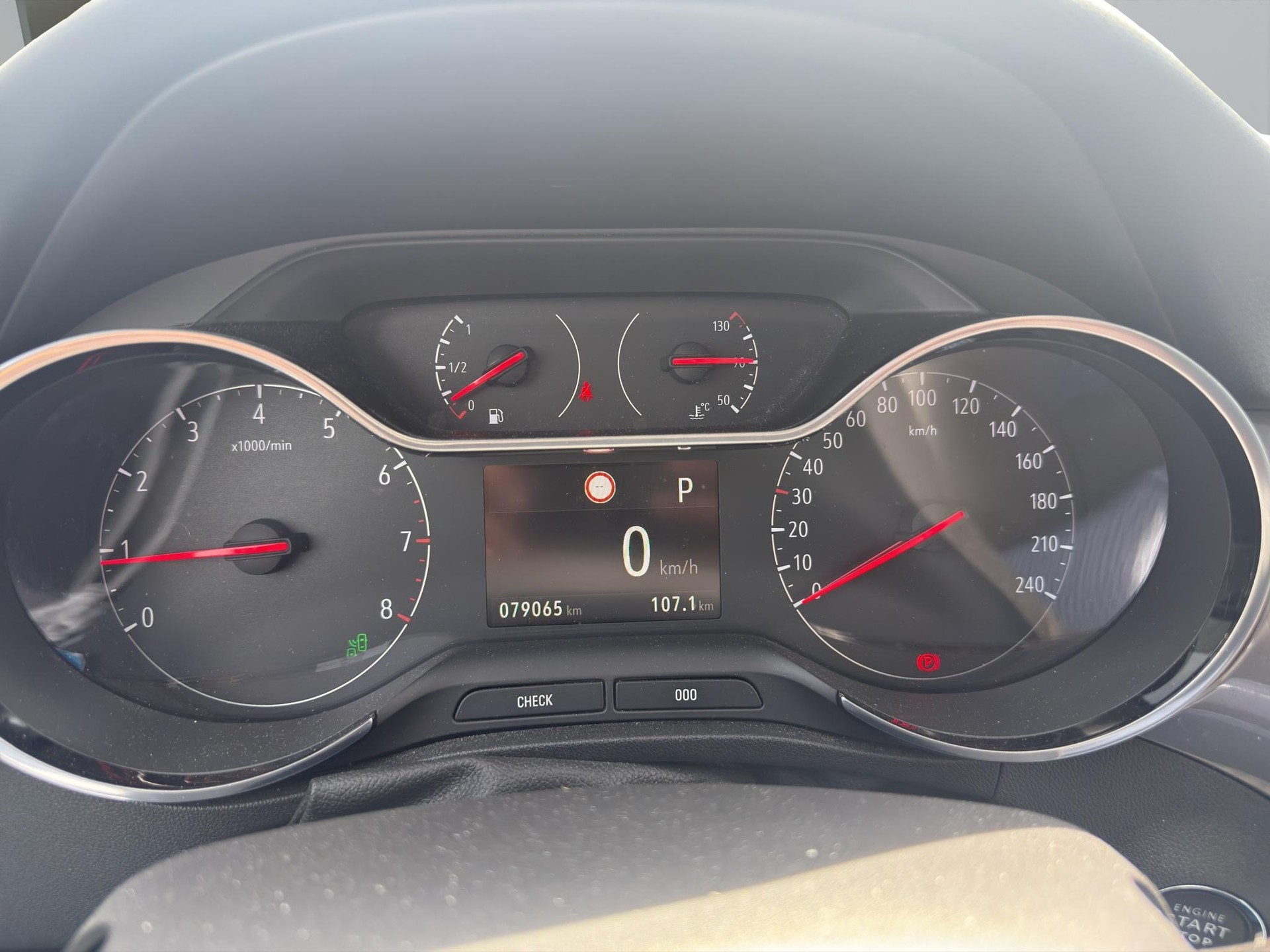 OPEL Crossland X 1.2 T Ultimate S/S-image-10