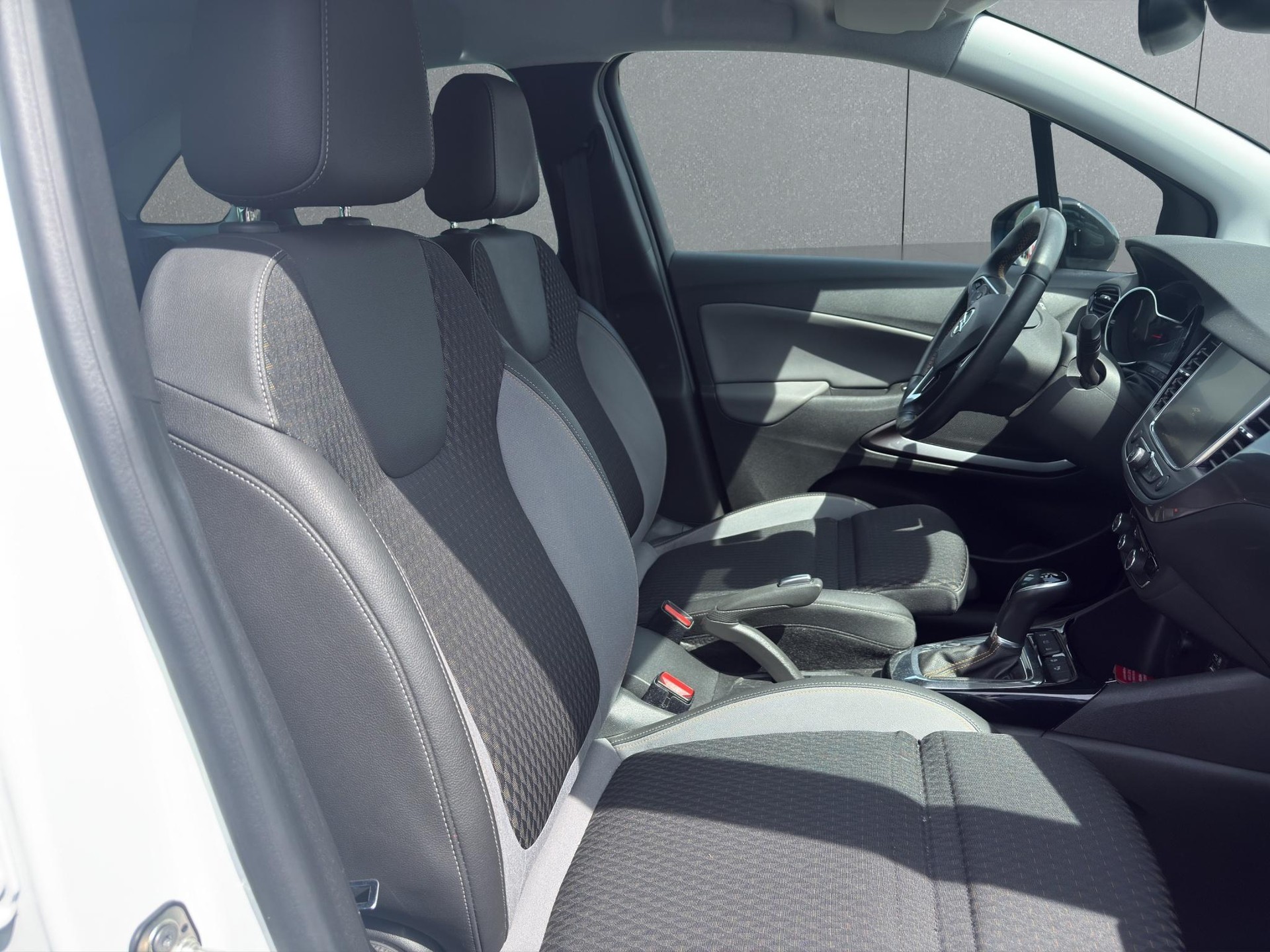OPEL Crossland X 1.2 T Ultimate S/S-image-15